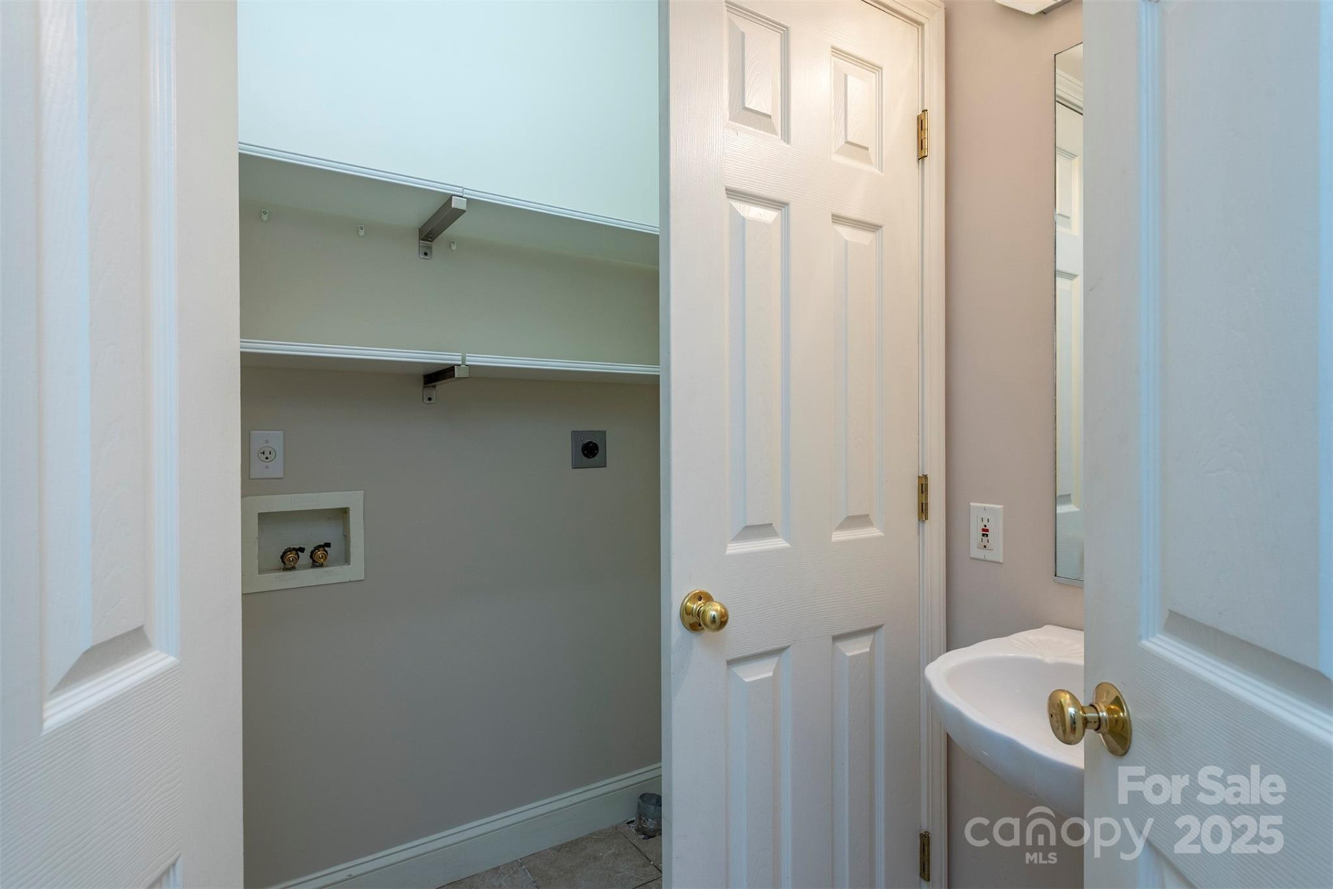 3 Teresa Way - Photo 16