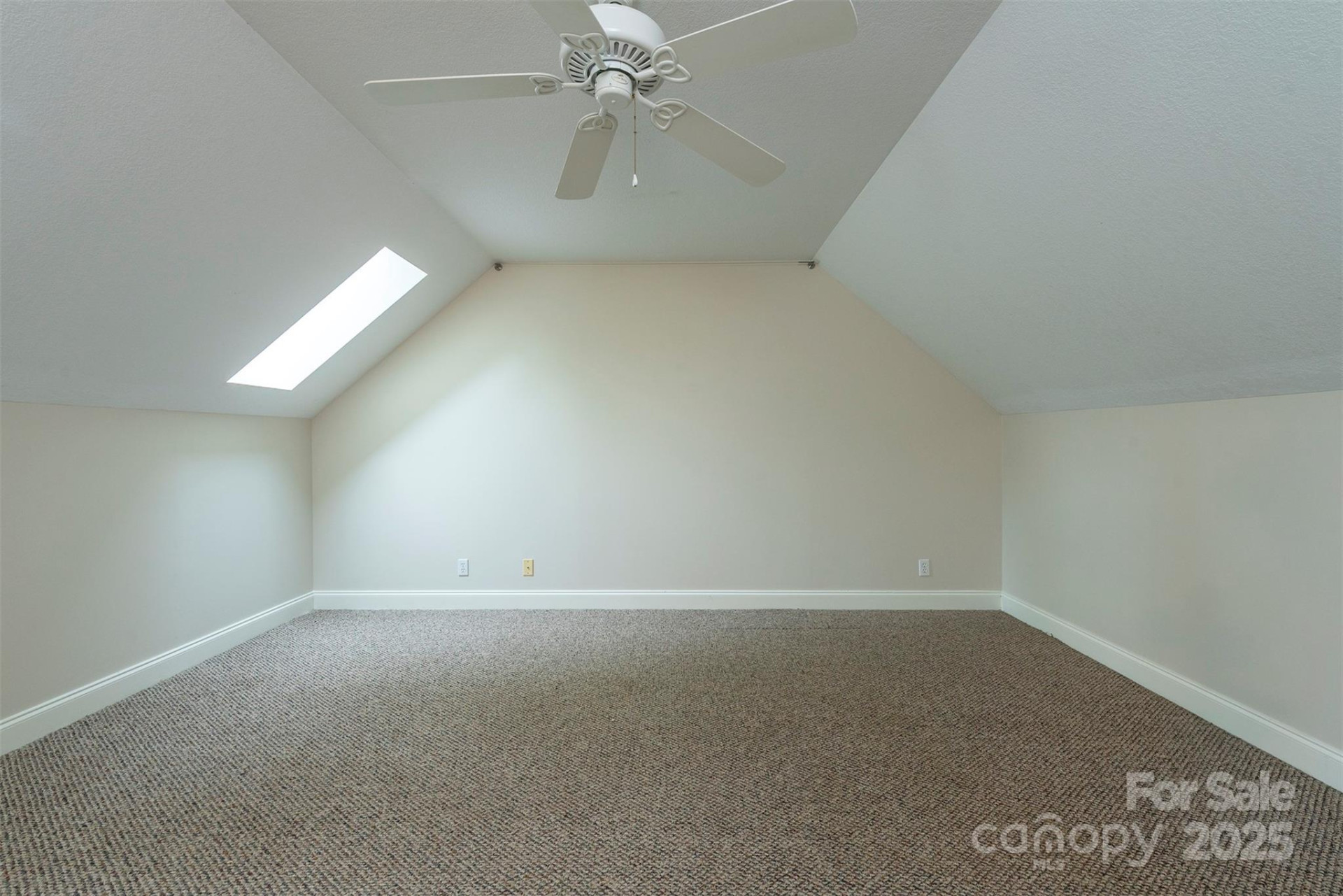 3 Teresa Way - Photo 18