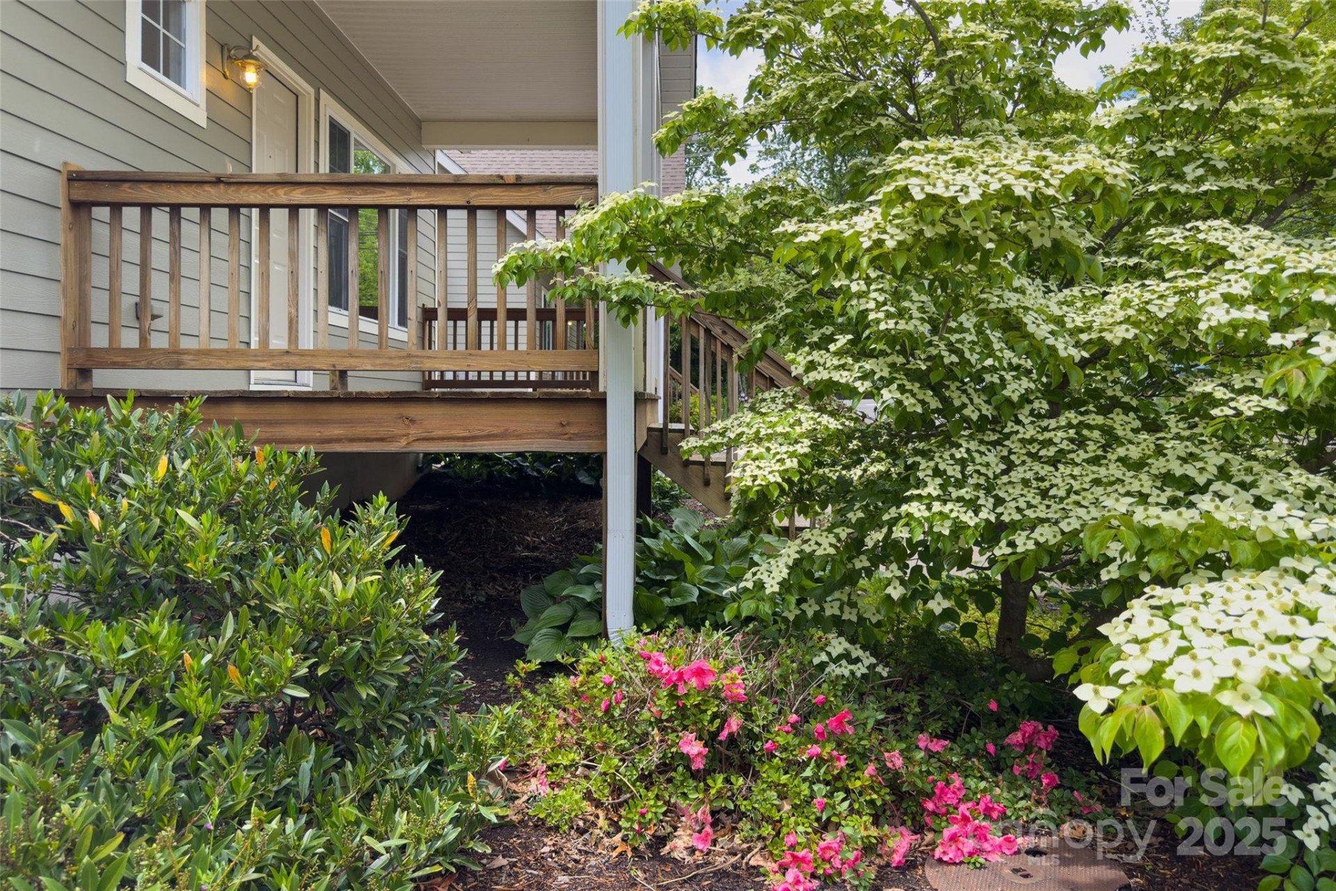 3 Teresa Way - Photo 3