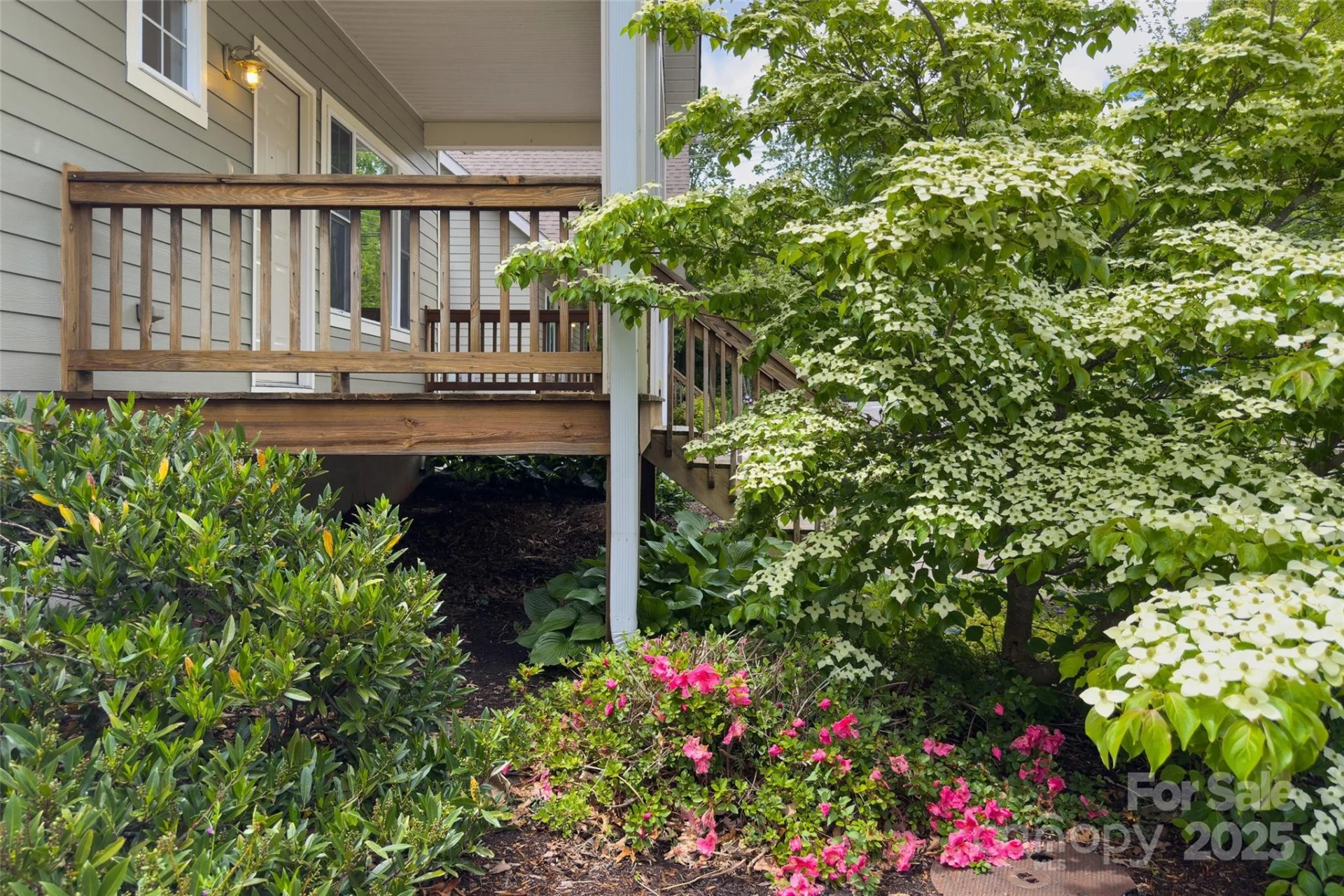 3 Teresa Way - Photo 3