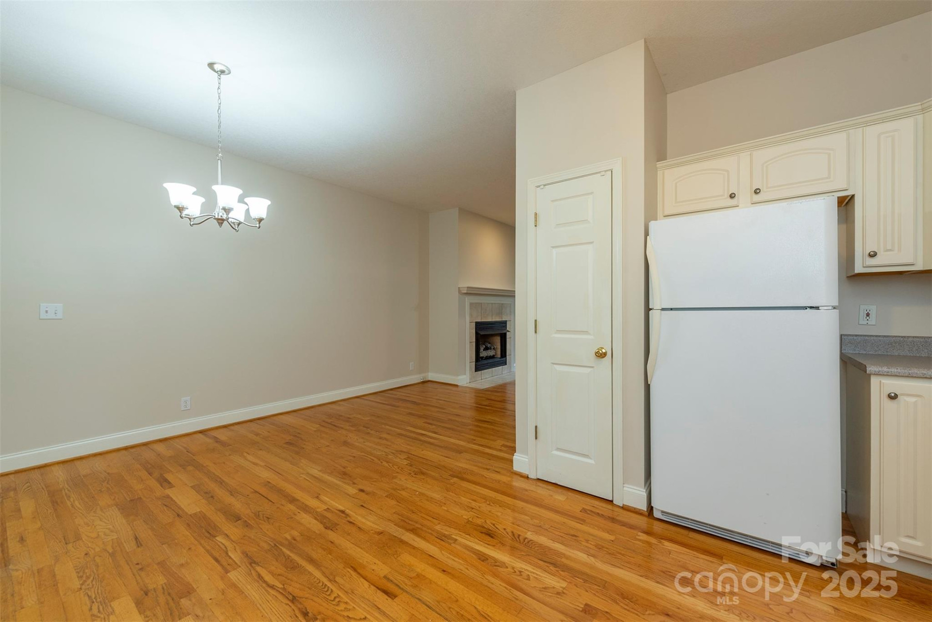 3 Teresa Way - Photo 9