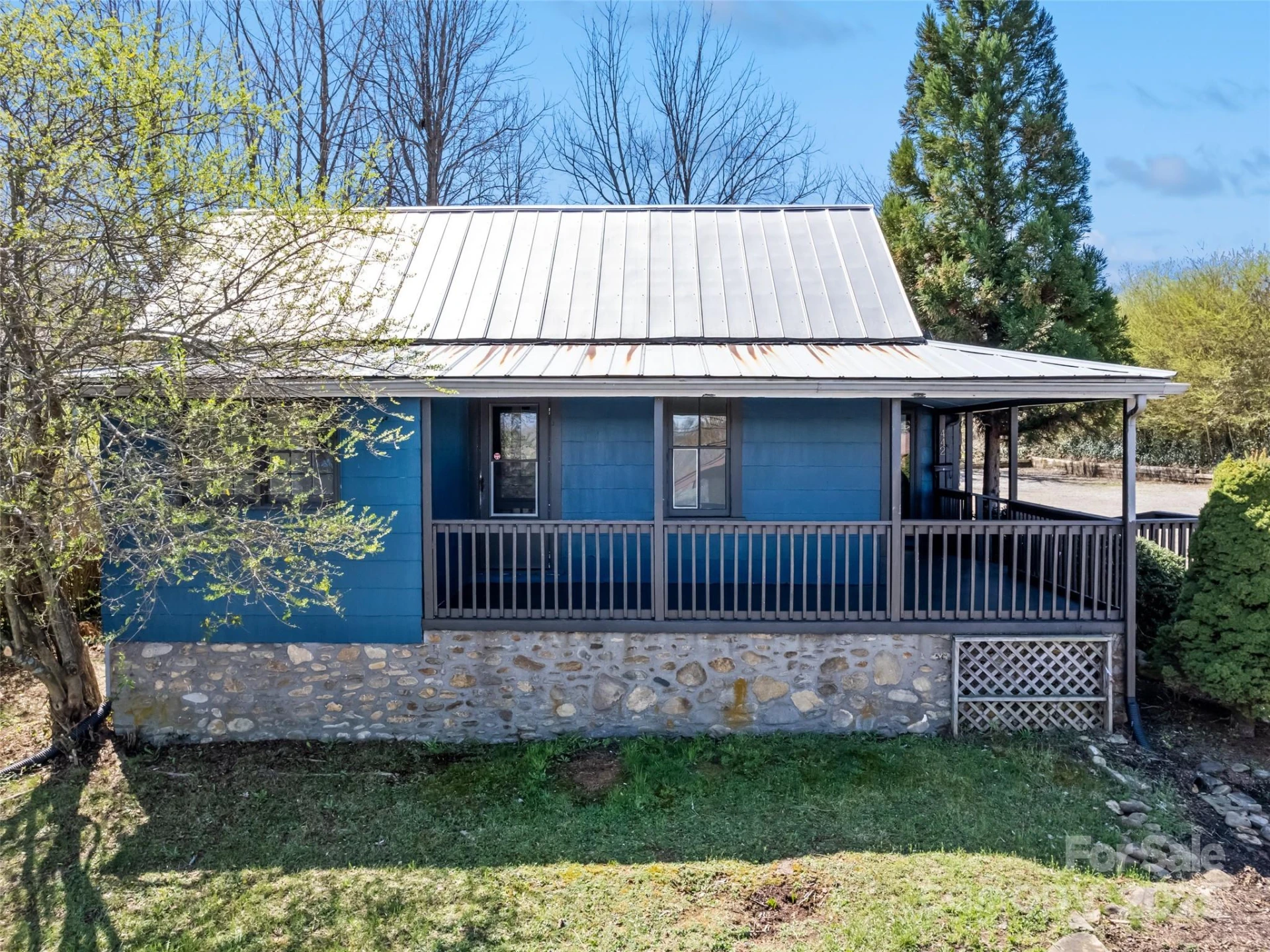 442 and 440 Walnut Street - Photo 2