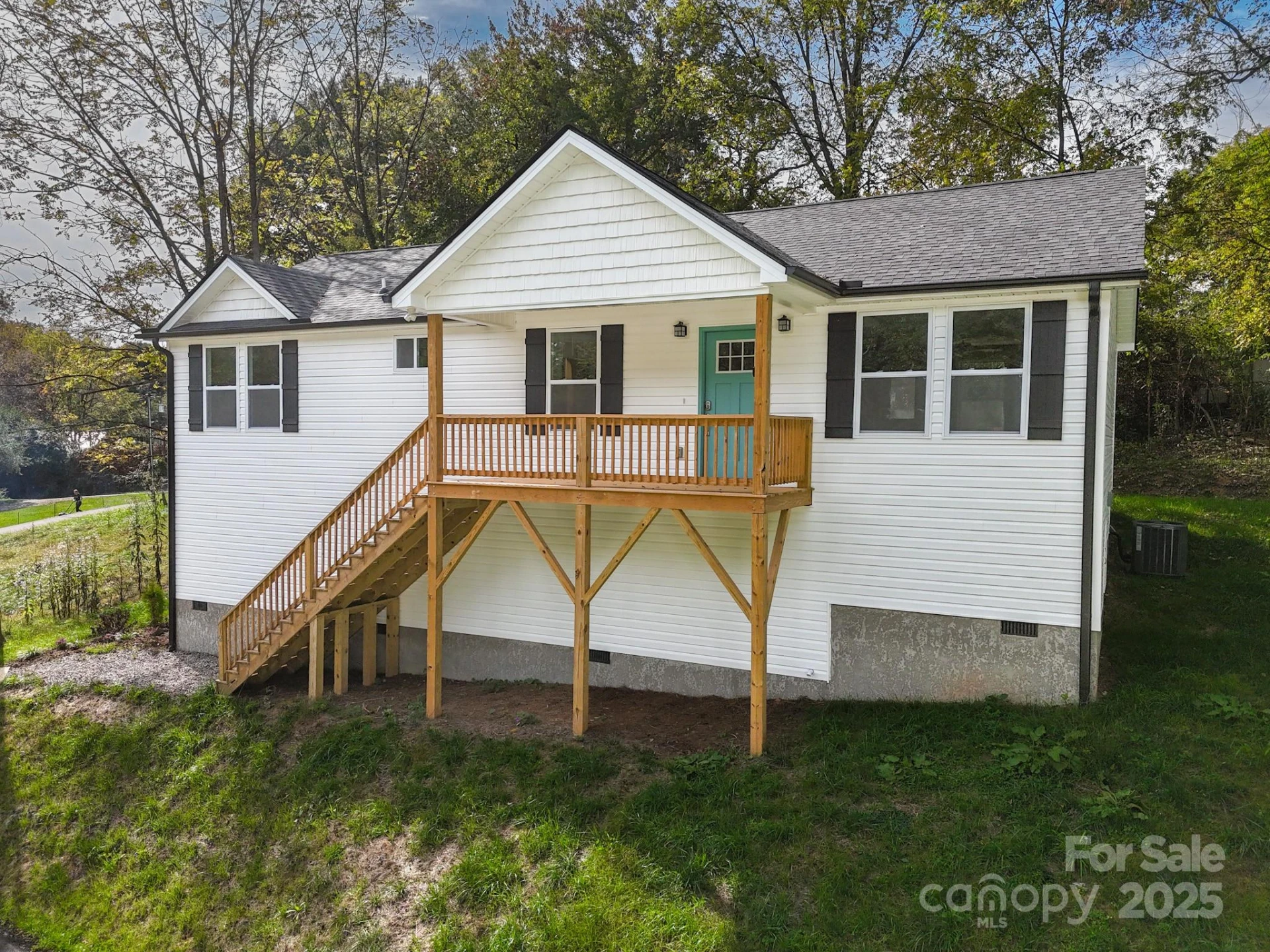 12 Holcombe Road