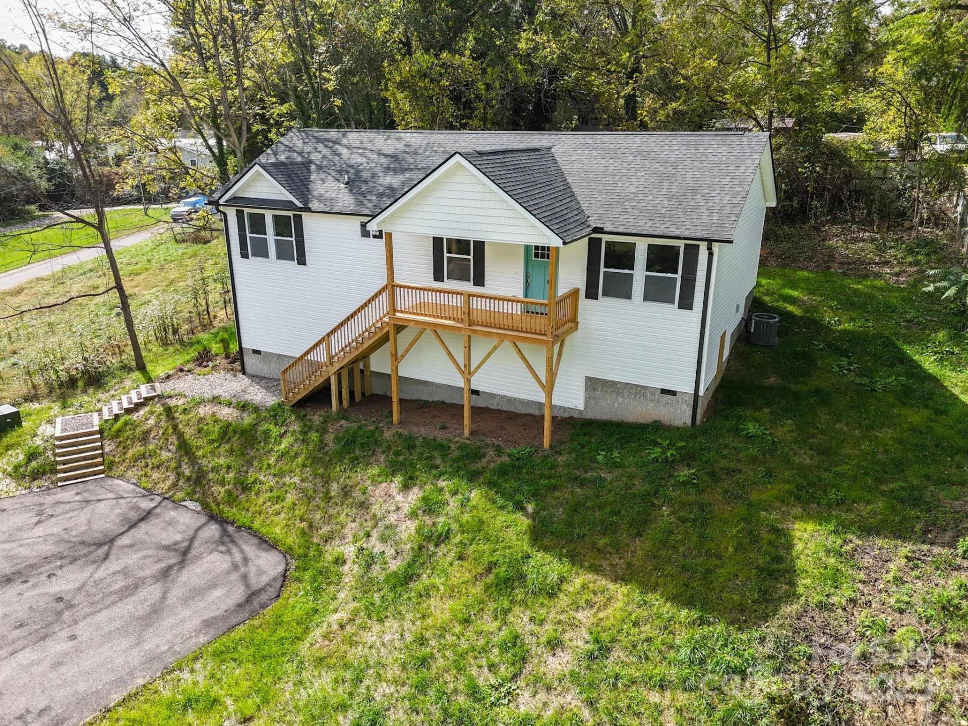 12 Holcombe Road - Photo 3