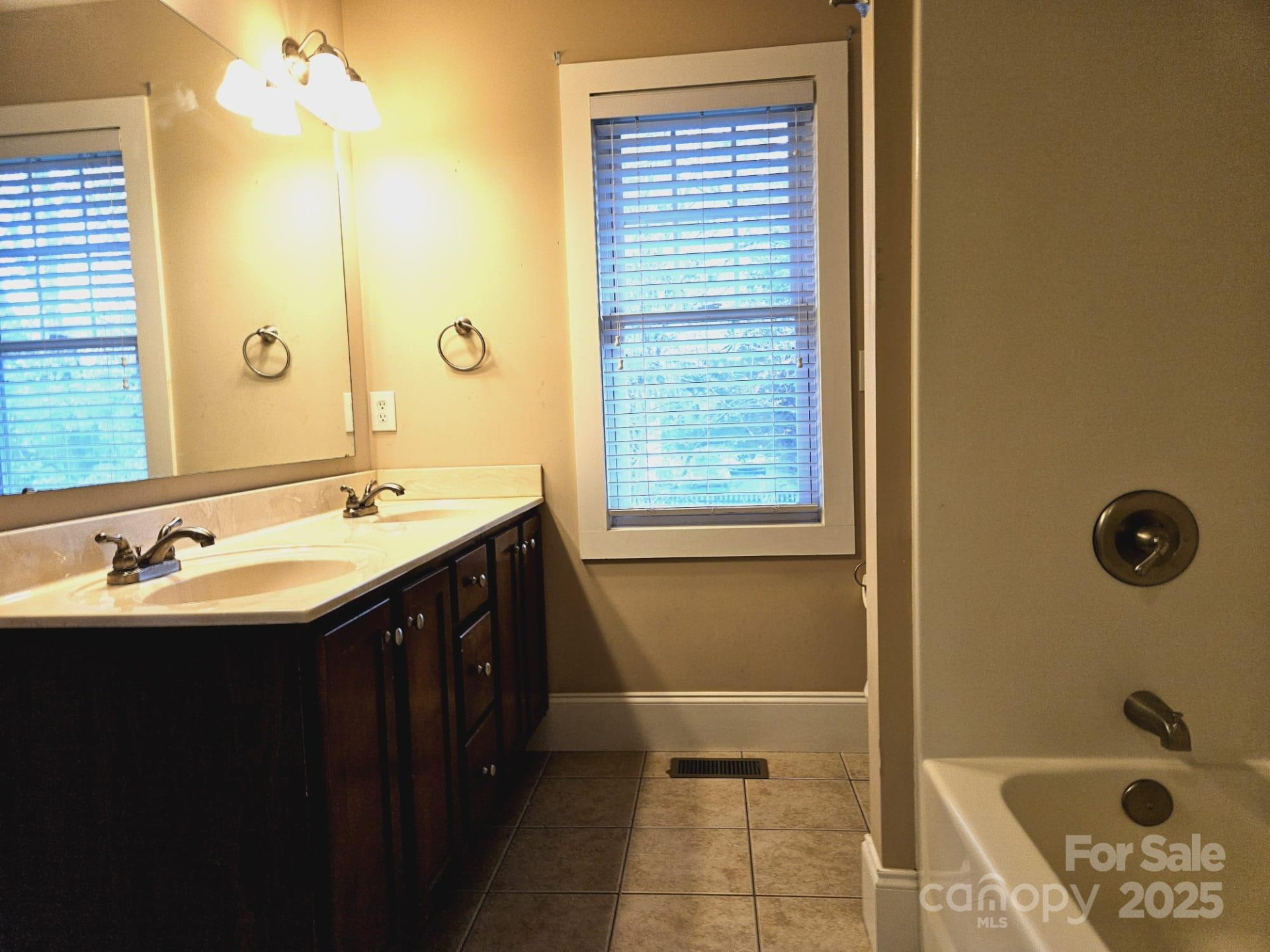 17 Lamar Avenue - Photo 10