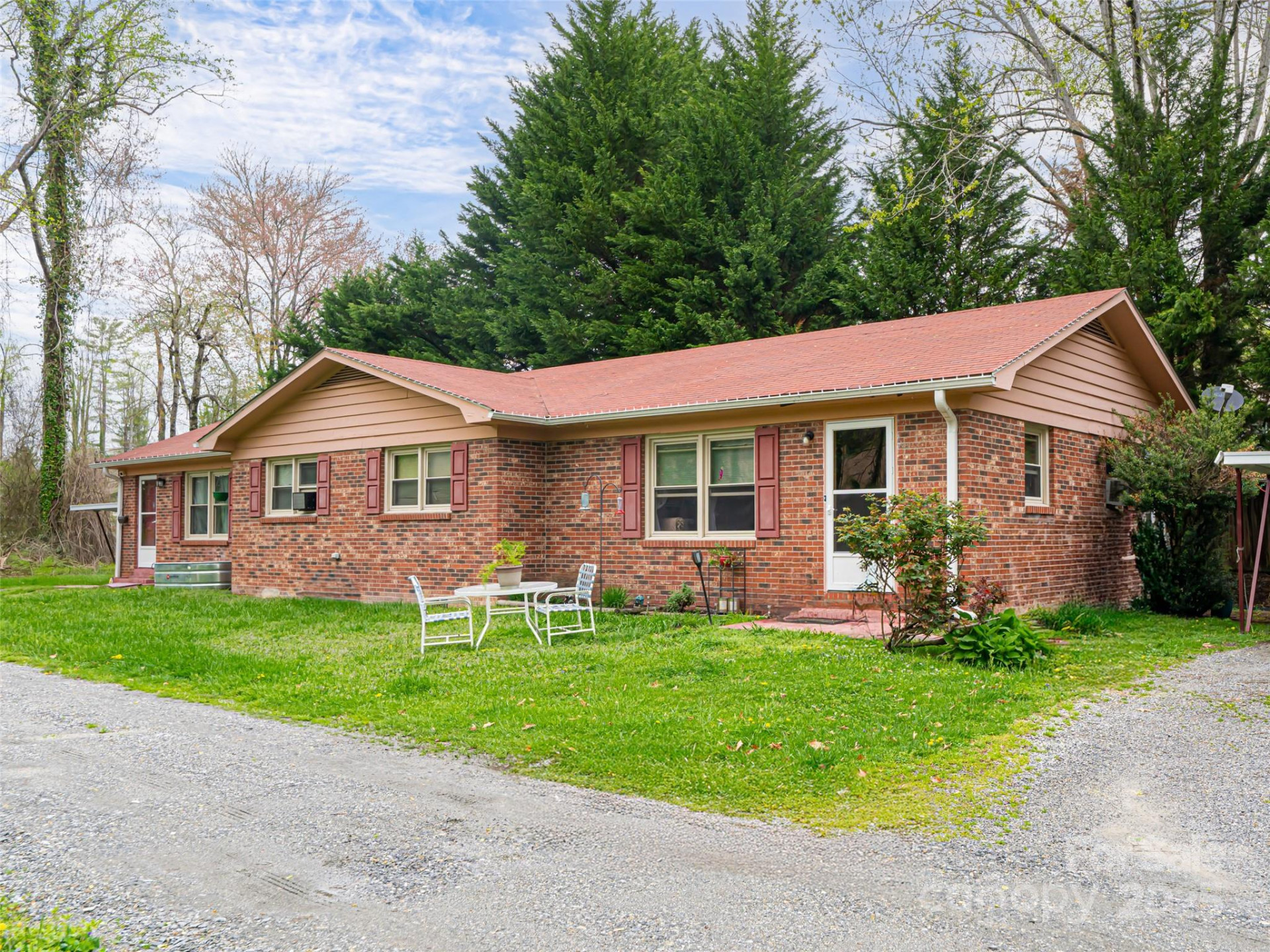 527 Glasgow Lane - Photo 2