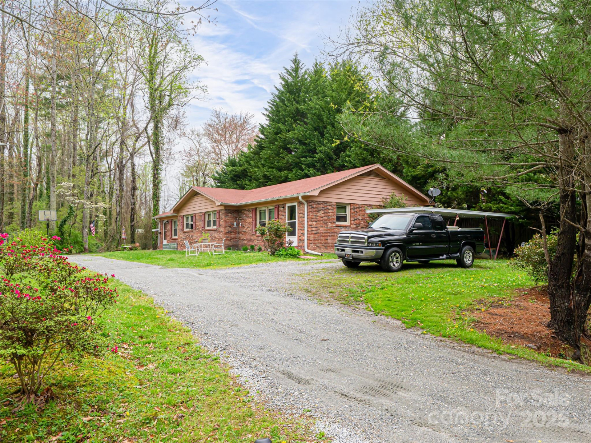 527 Glasgow Lane - Photo 16