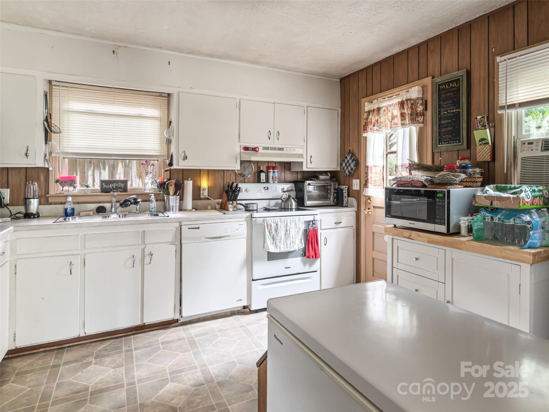 527 Glasgow Lane - Photo 7