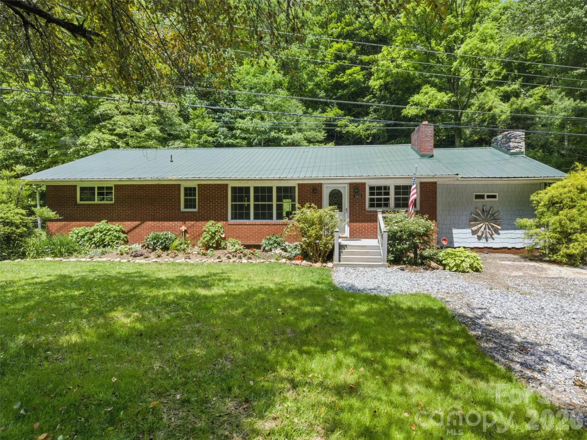 3829 Coxes Creek Road - Photo 4