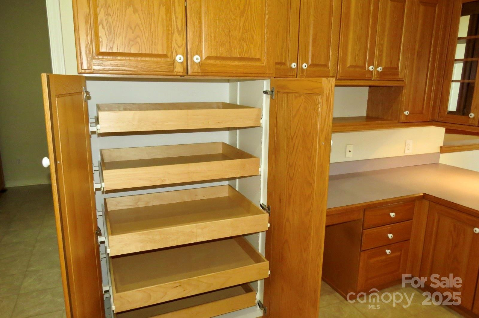 422 Lakeside Drive #L015, L016 - Photo 18