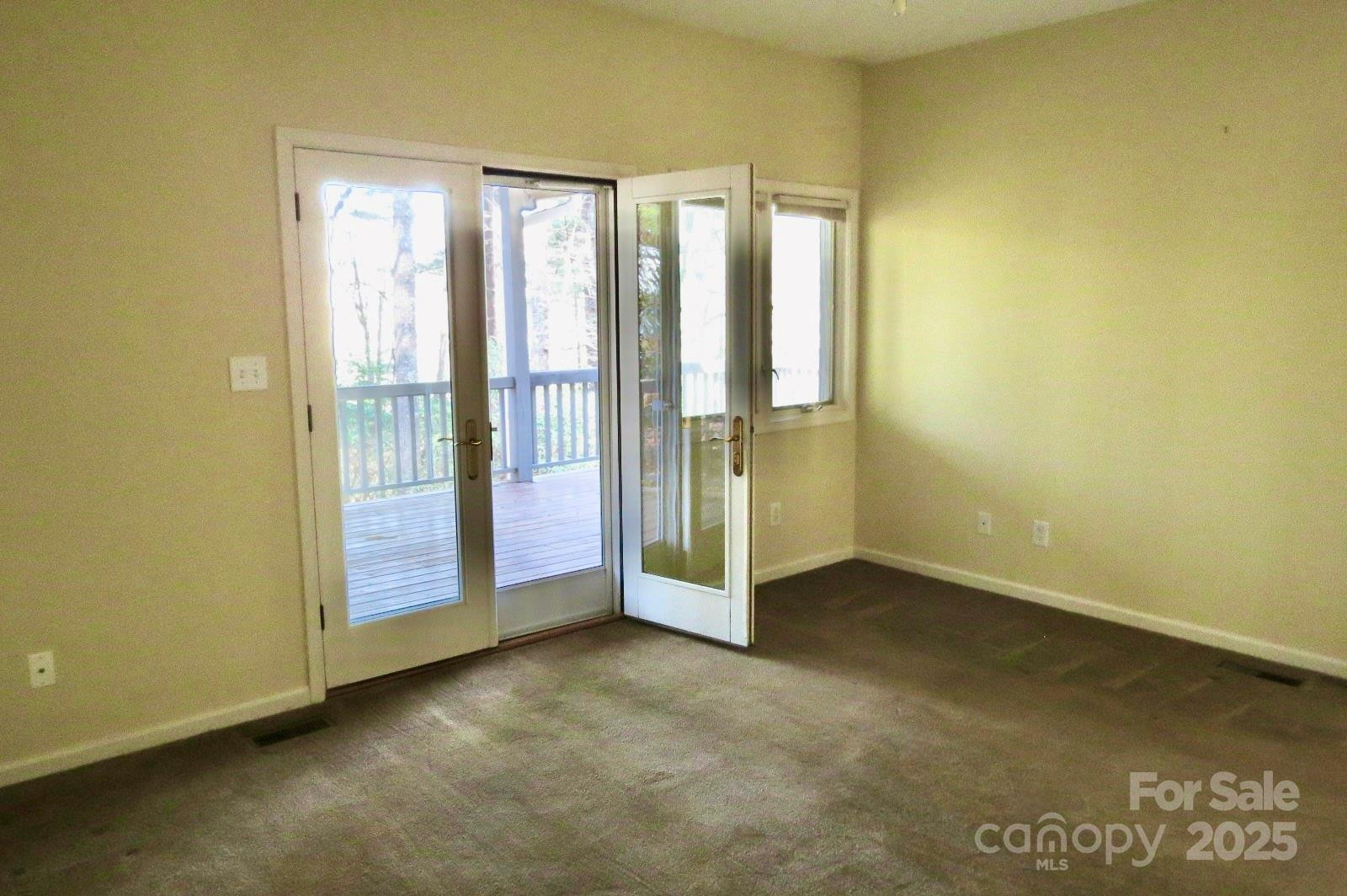 422 Lakeside Drive #L015, L016 - Photo 23