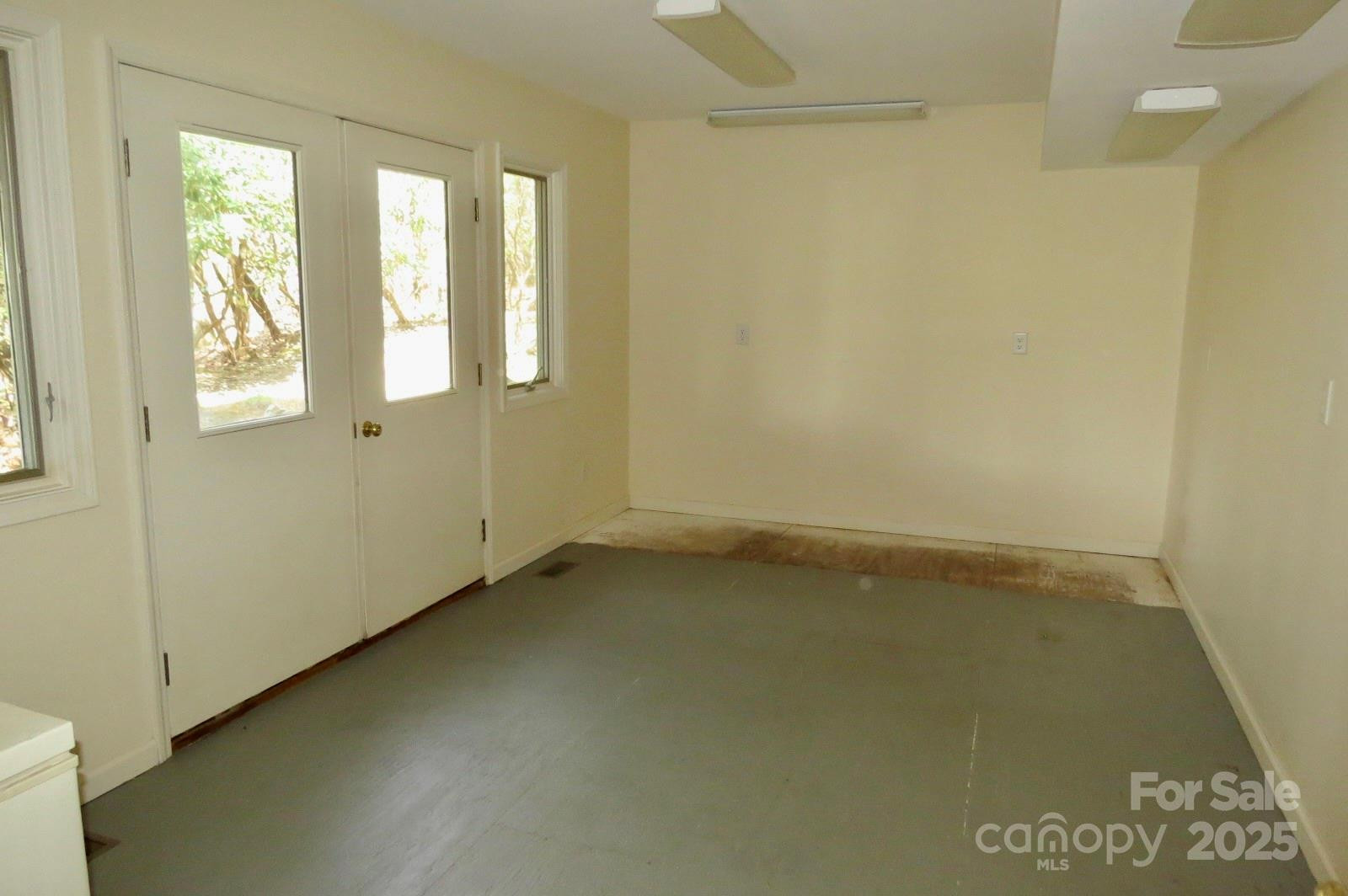 422 Lakeside Drive #L015, L016 - Photo 33