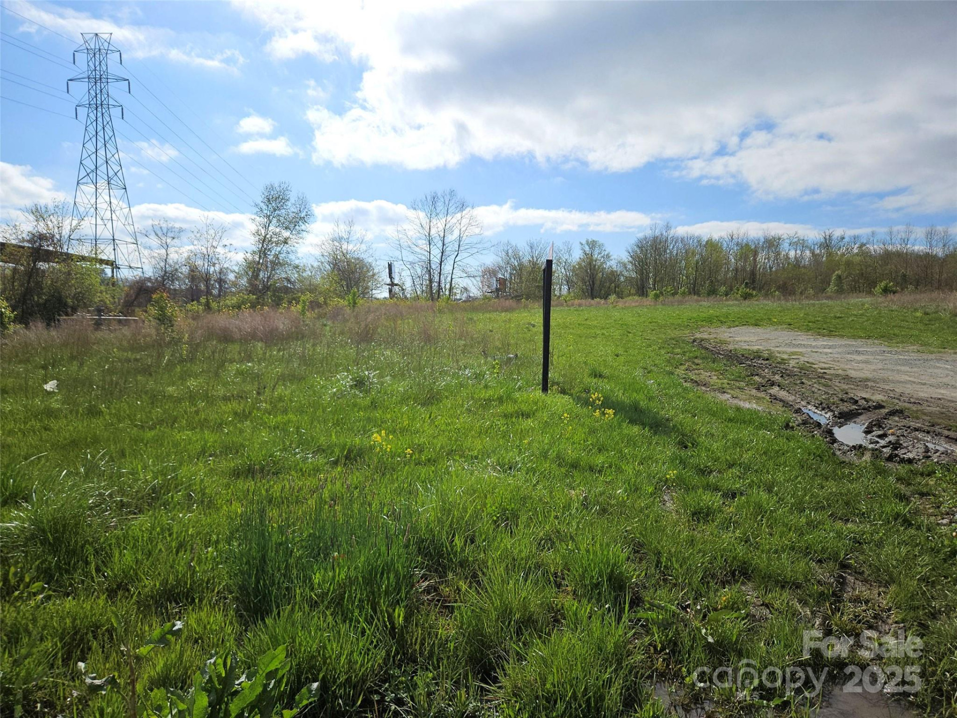 1032 7th Avenue - Photo 3