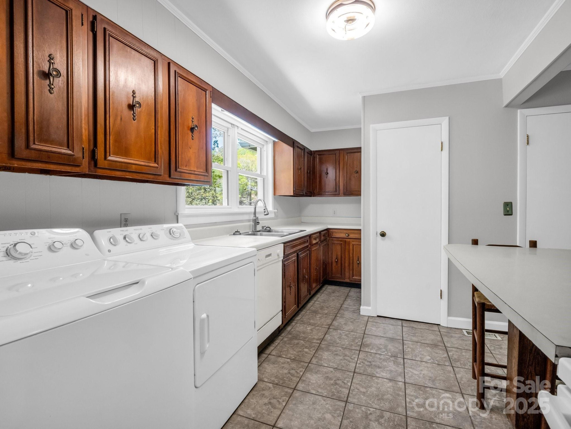 128 Washburn Road - Photo 16