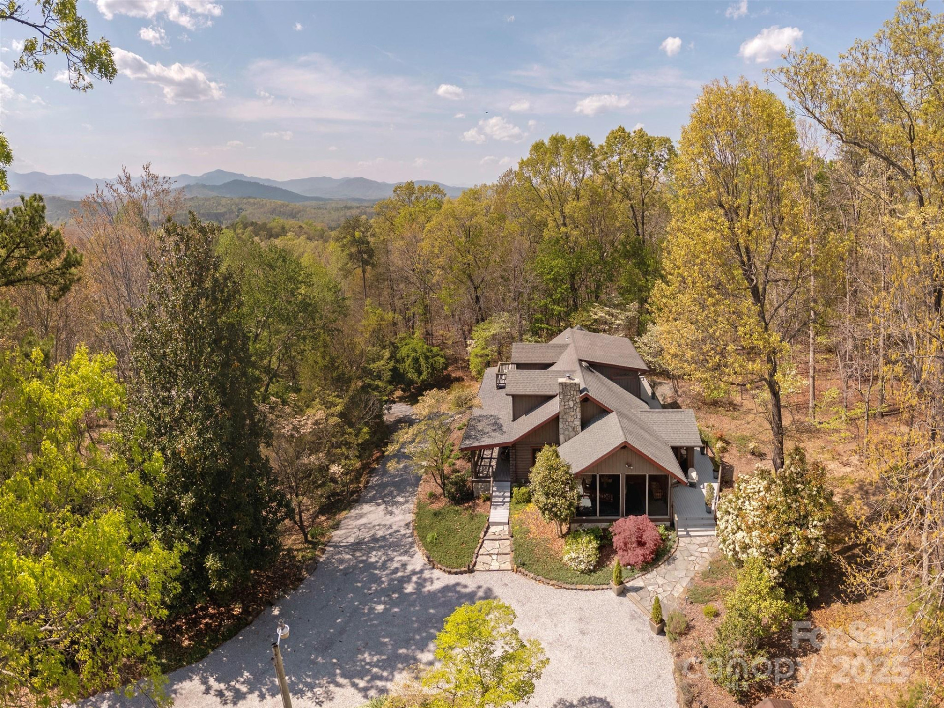 632 Hidden Hills Drive - Photo 2