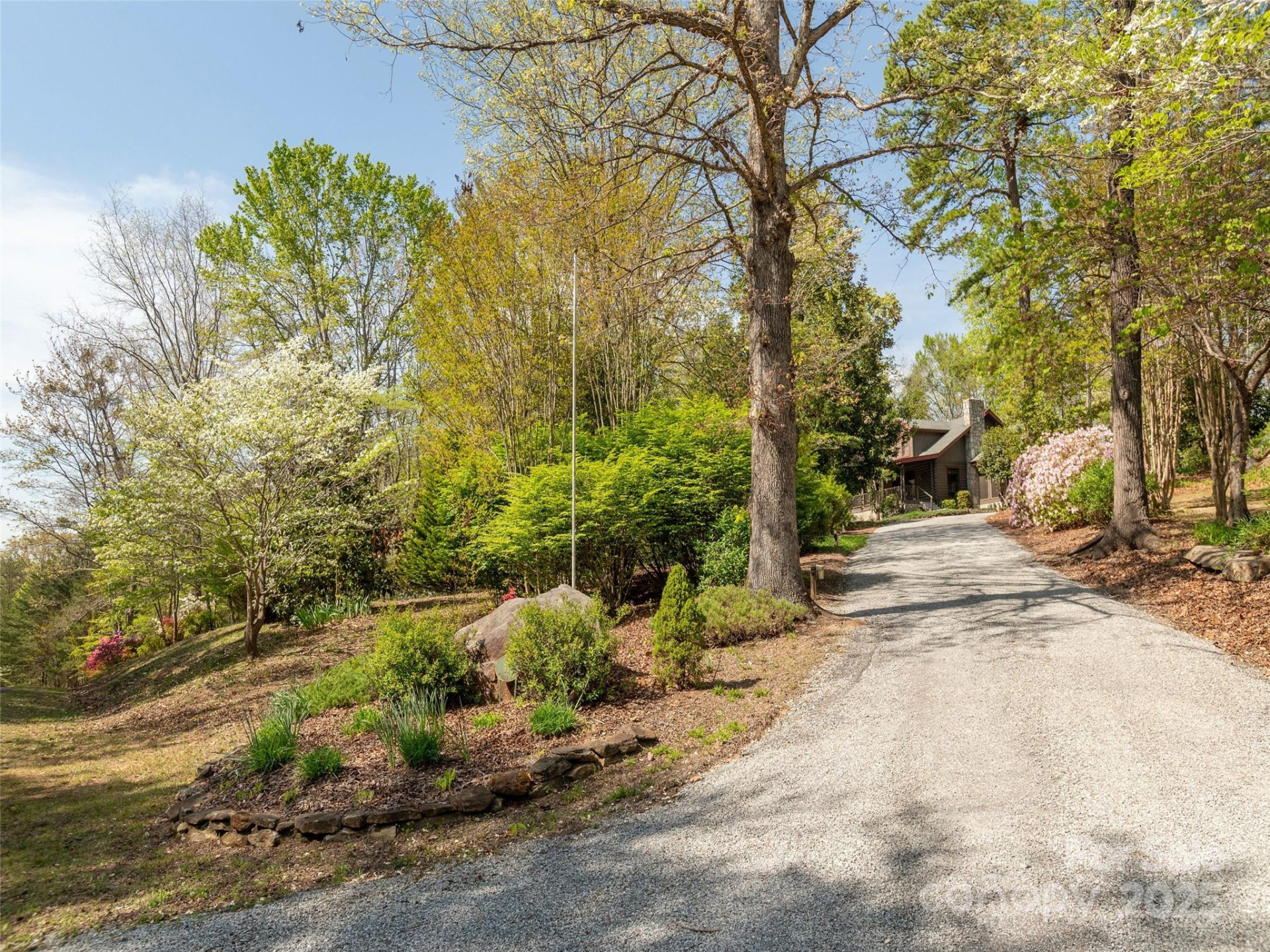 632 Hidden Hills Drive - Photo 5