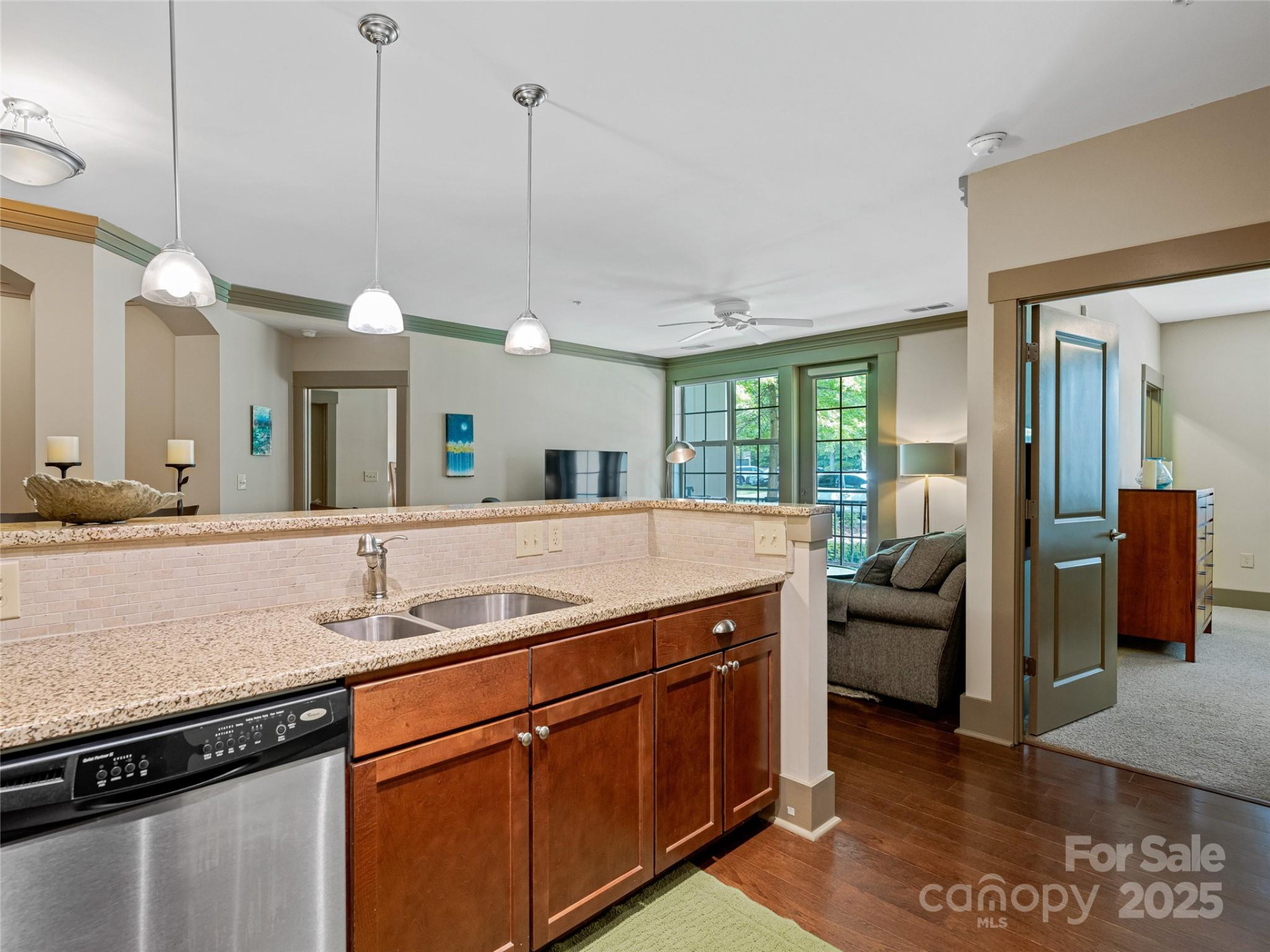 5 Farleigh Street #107 - Photo 12