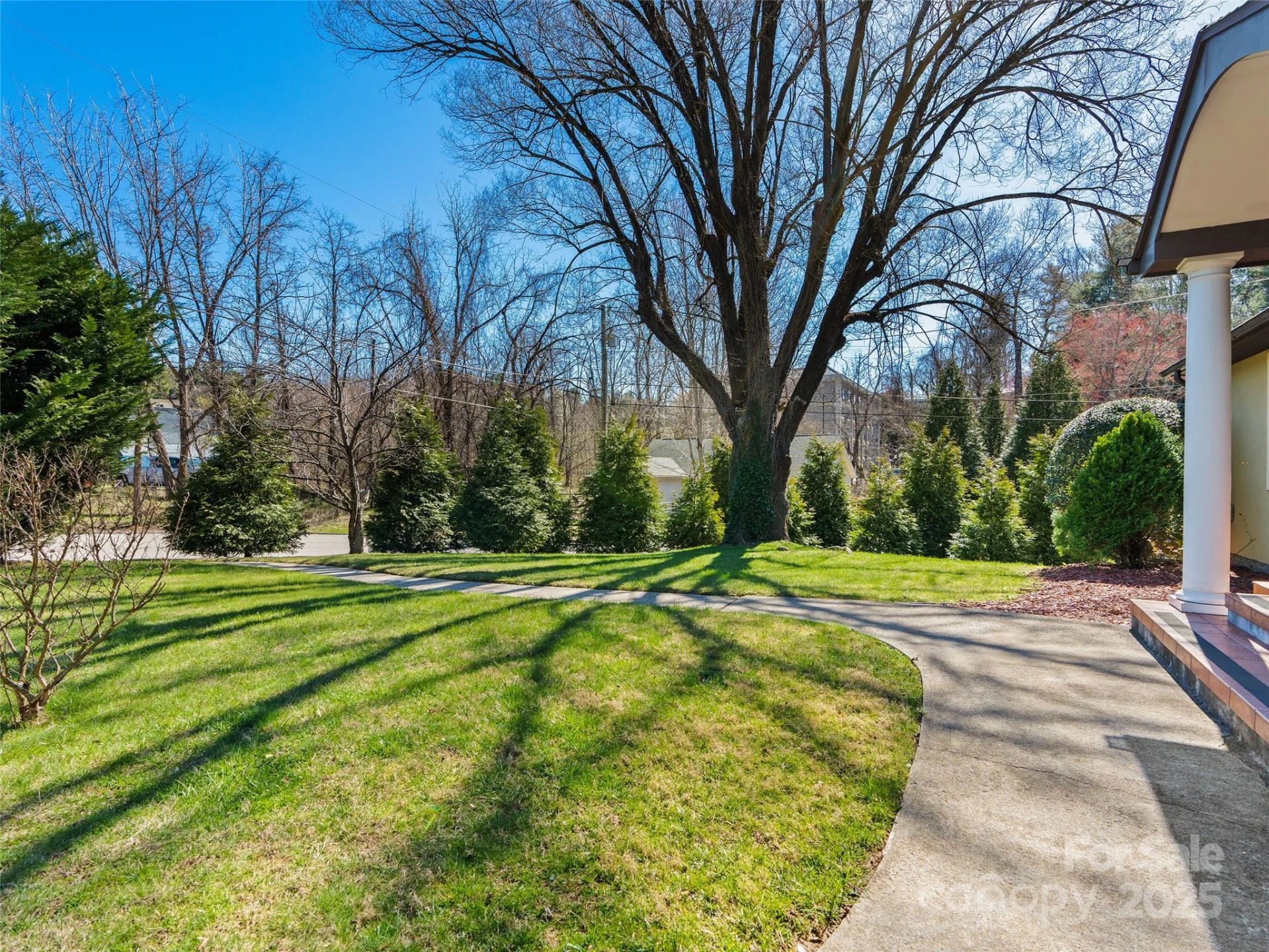 184 Aurora Drive - Photo 3