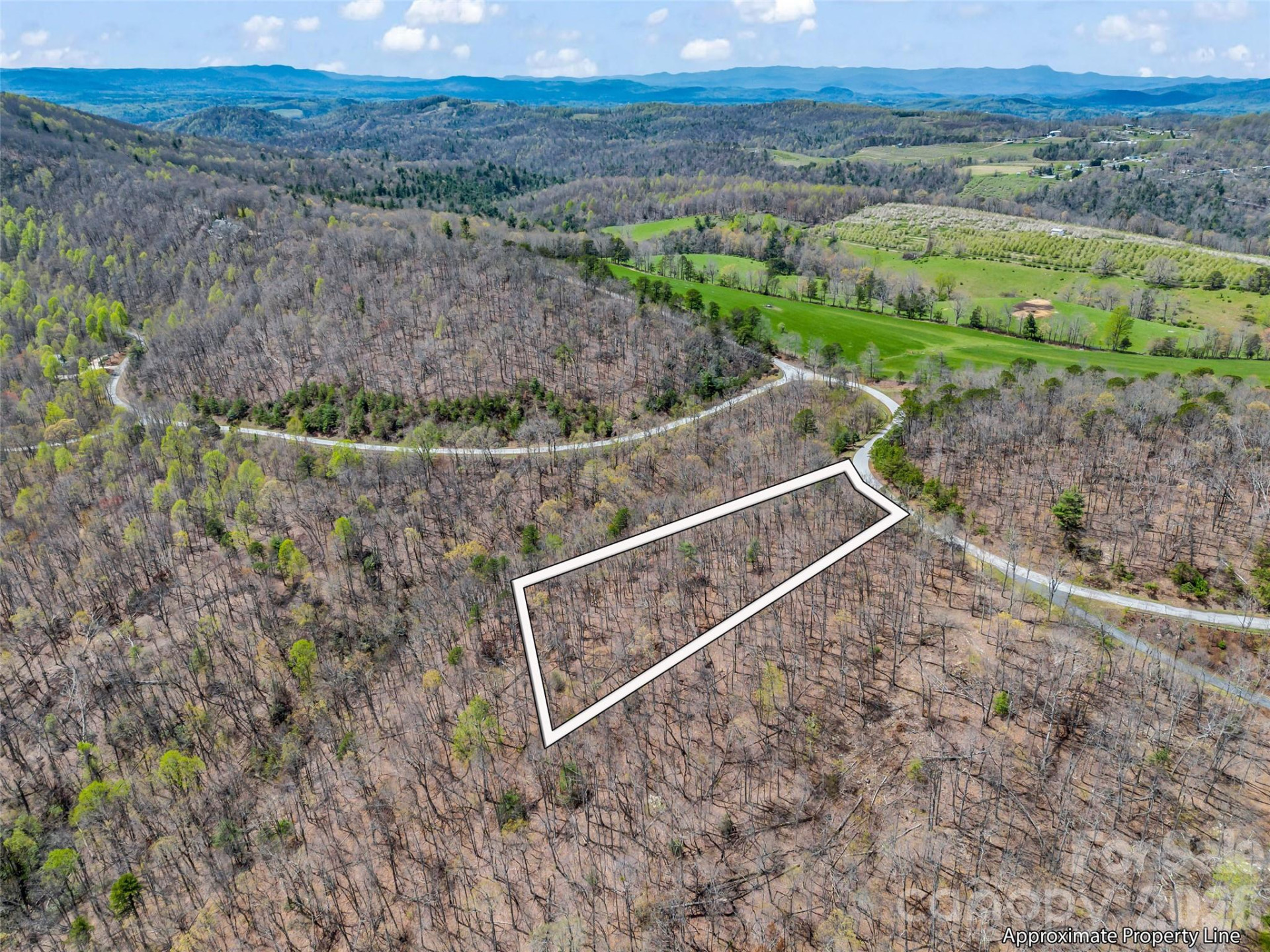 280 Eastman Place - Photo 3