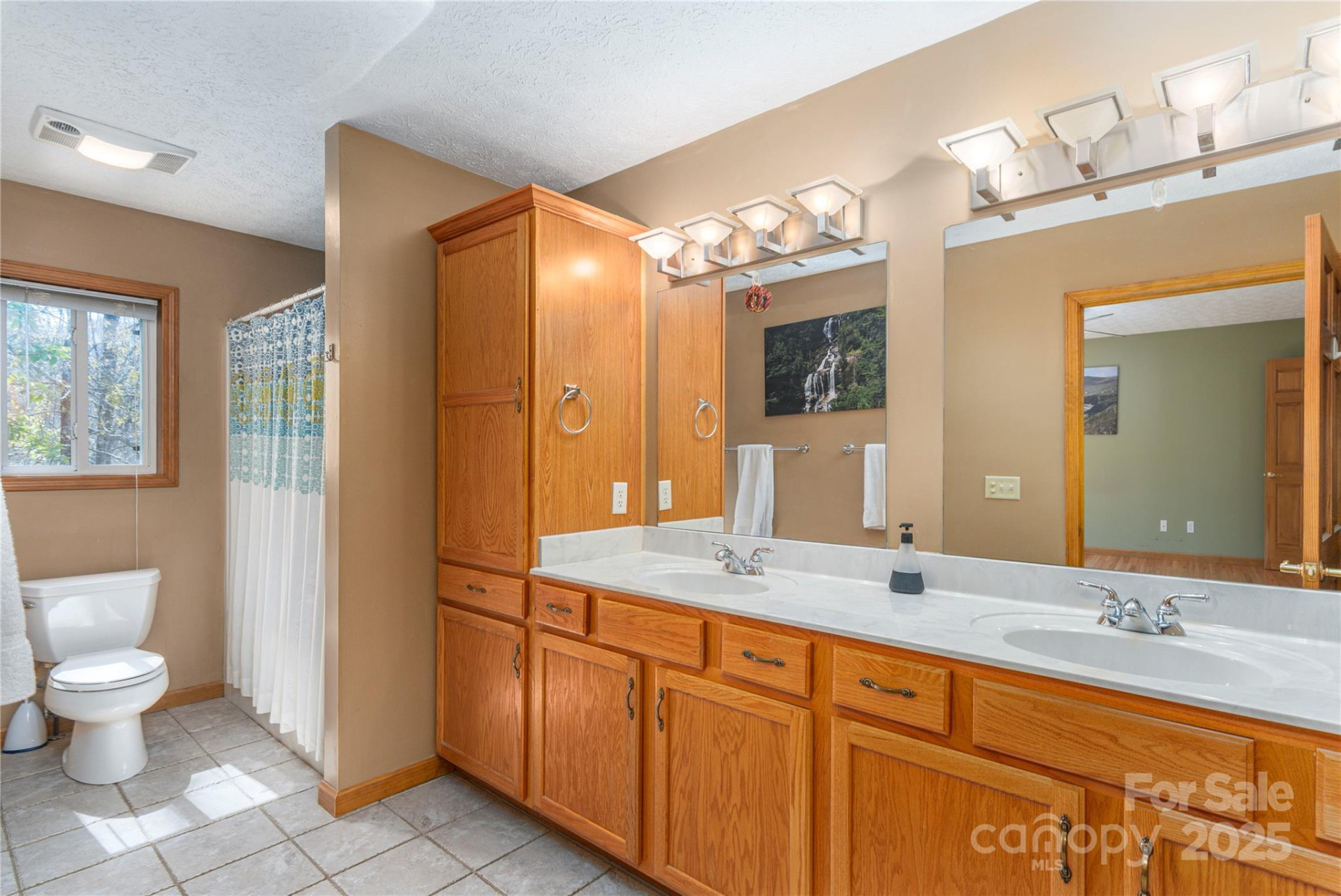 1429 Country Club Drive - Photo 12