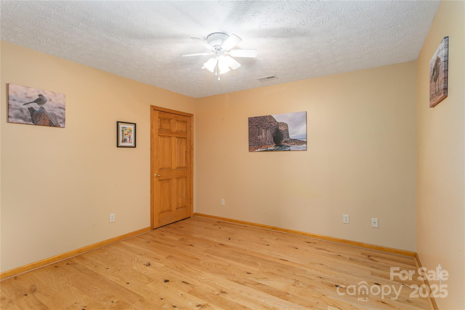 1429 Country Club Drive - Photo 15