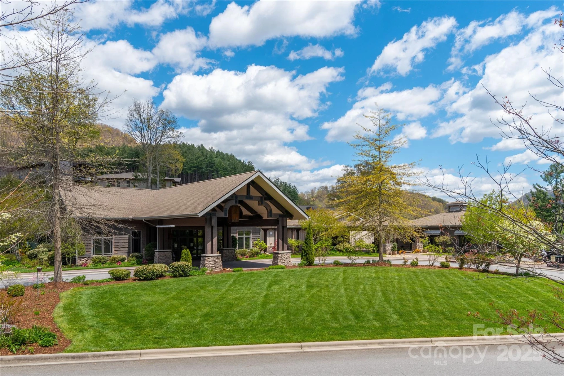 1429 Country Club Drive - Photo 24