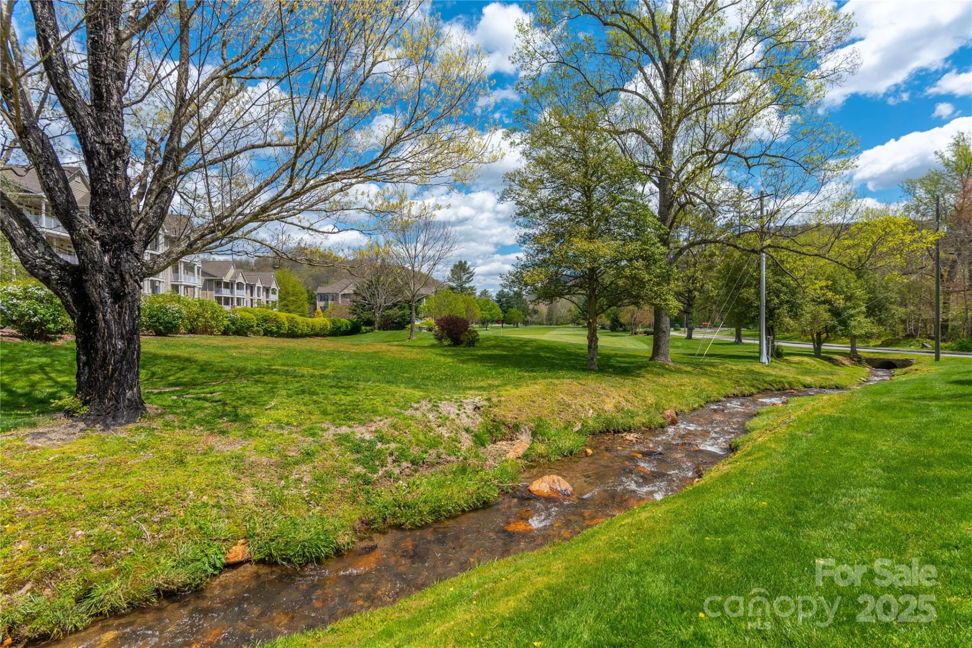1429 Country Club Drive - Photo 28
