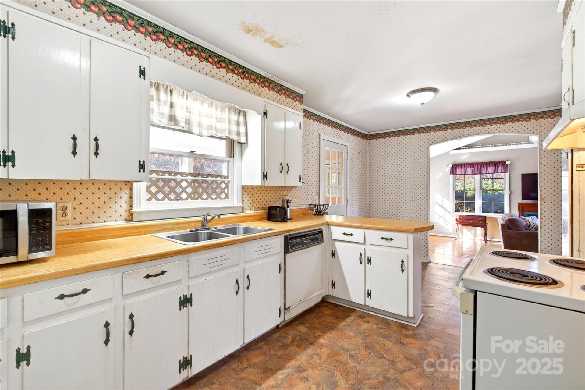 106 Chapel Street - Photo 13