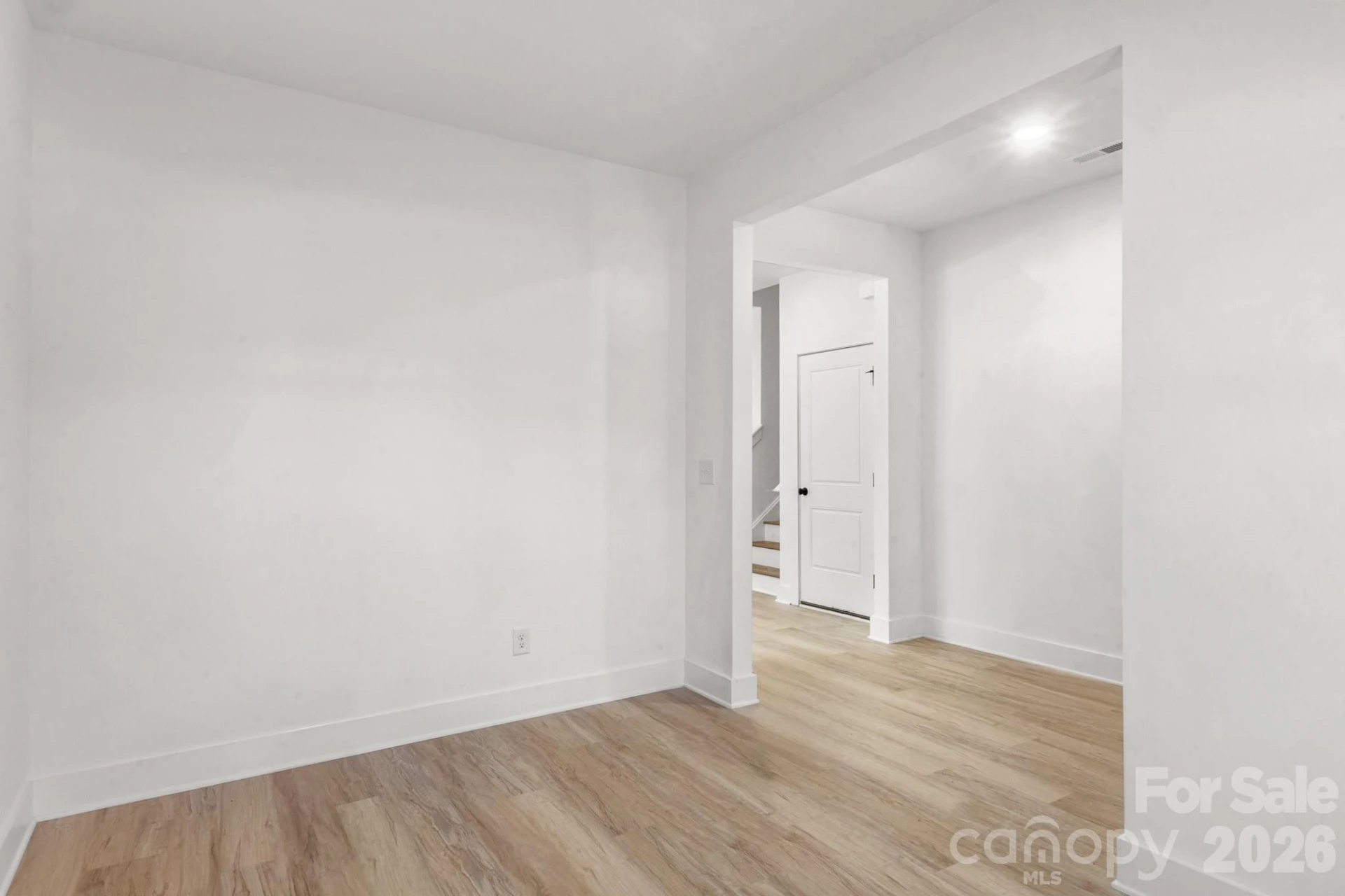 3040 Woodlands Creek Drive - Photo 4
