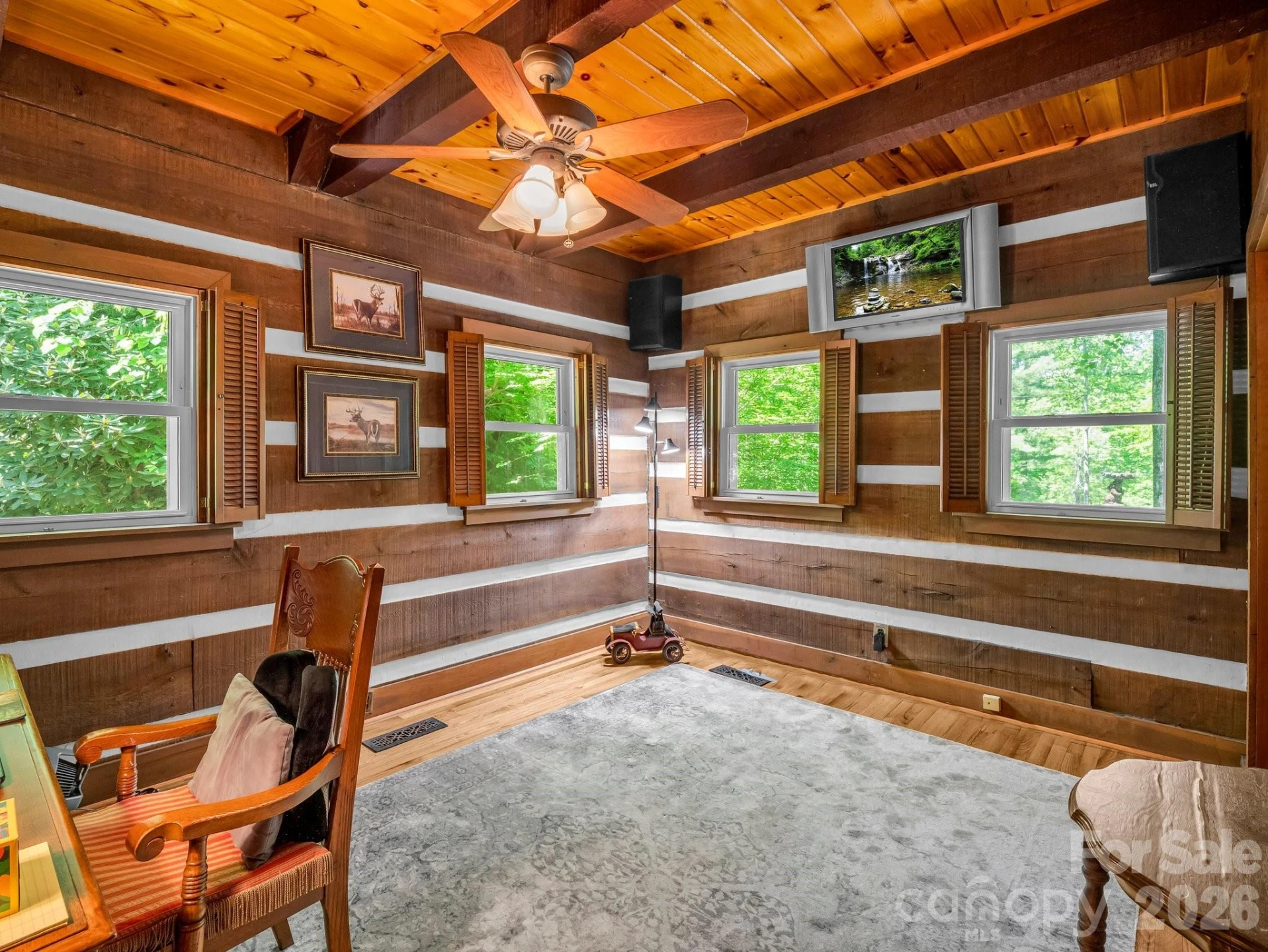980 Mountain Forest Drive - Photo 31