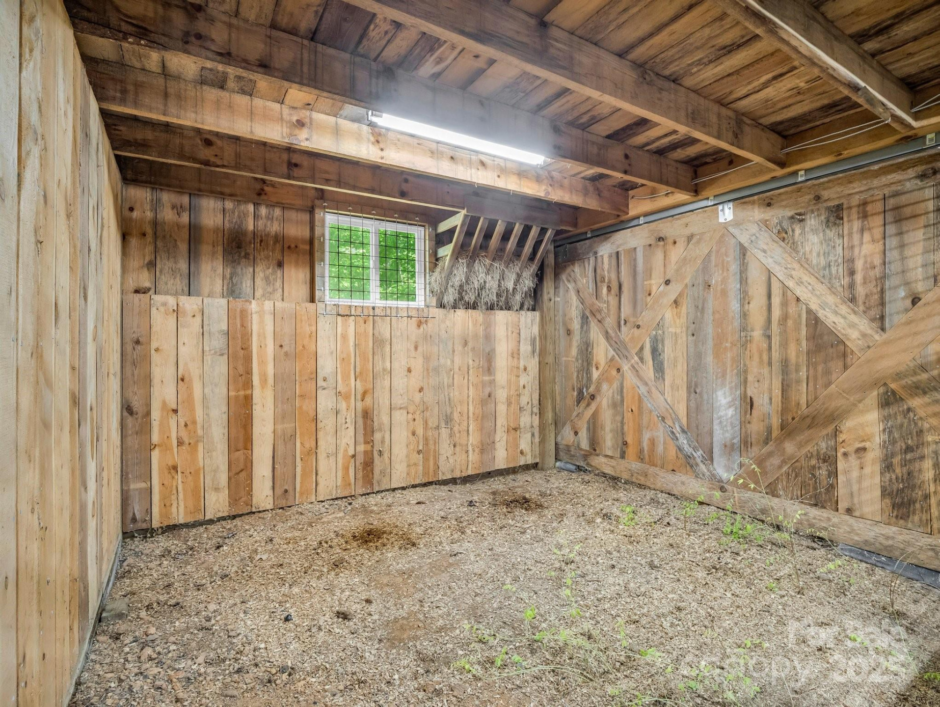 980 Mountain Forest Drive - Photo 29