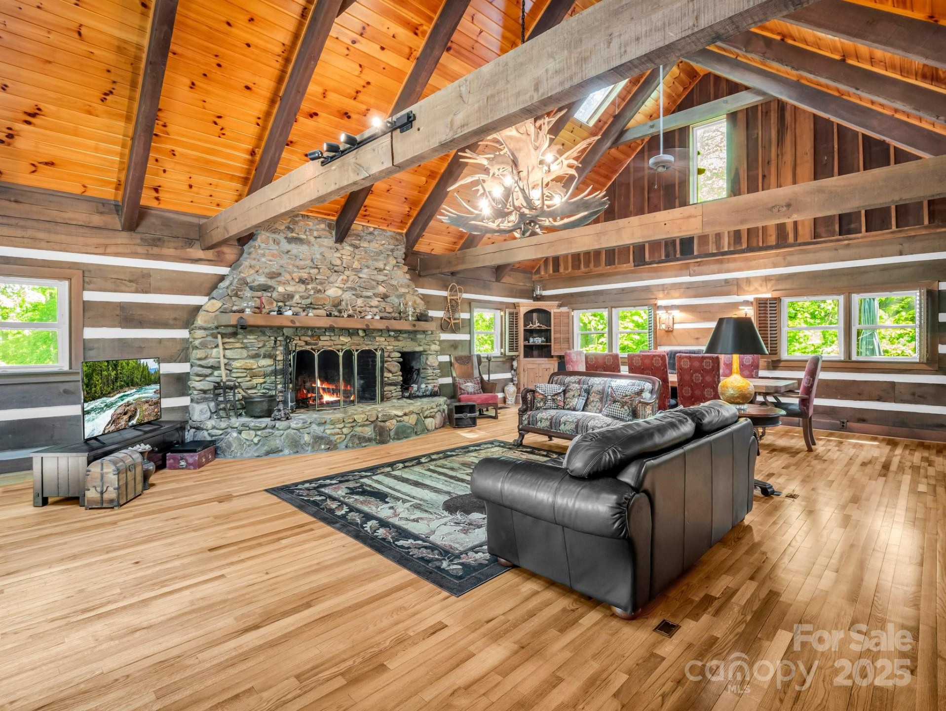 980 Mountain Forest Drive - Photo 6