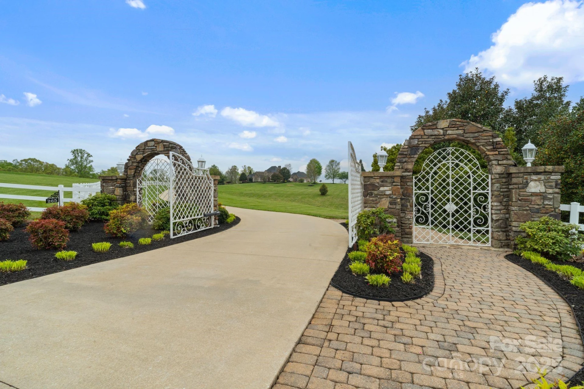 265 Phillip Henderson Road - Photo 11