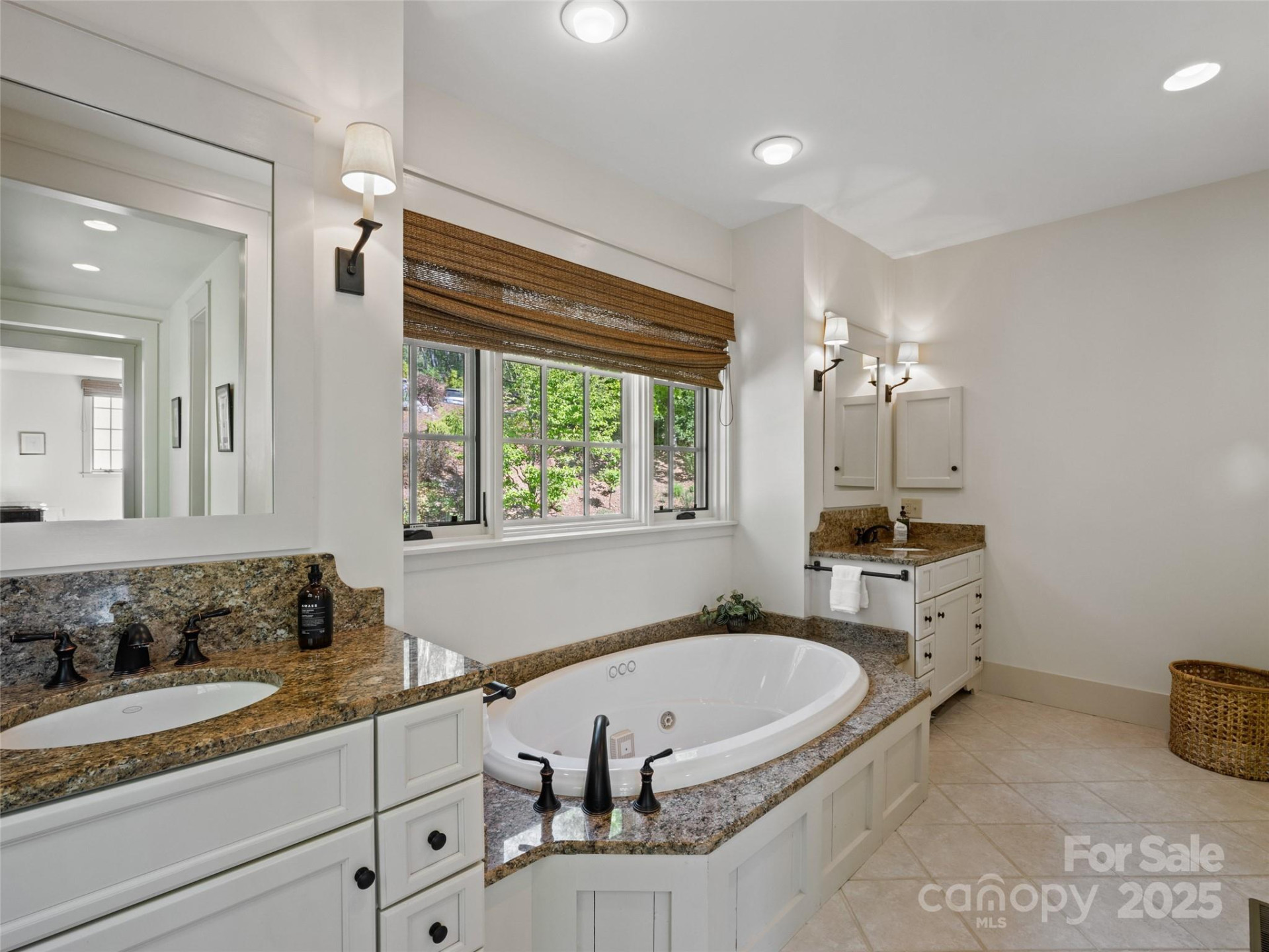 132 Eastman Place - Photo 18