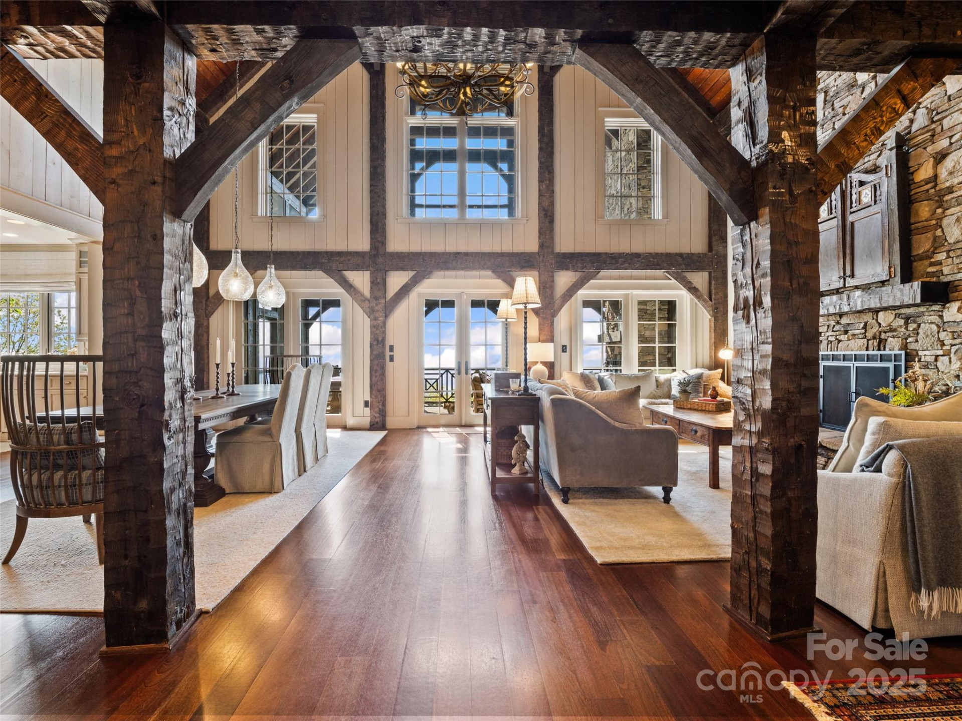 132 Eastman Place - Photo 4