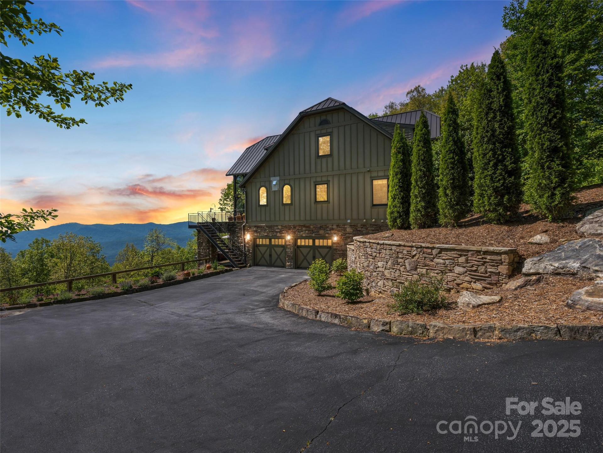 132 Eastman Place - Photo 36