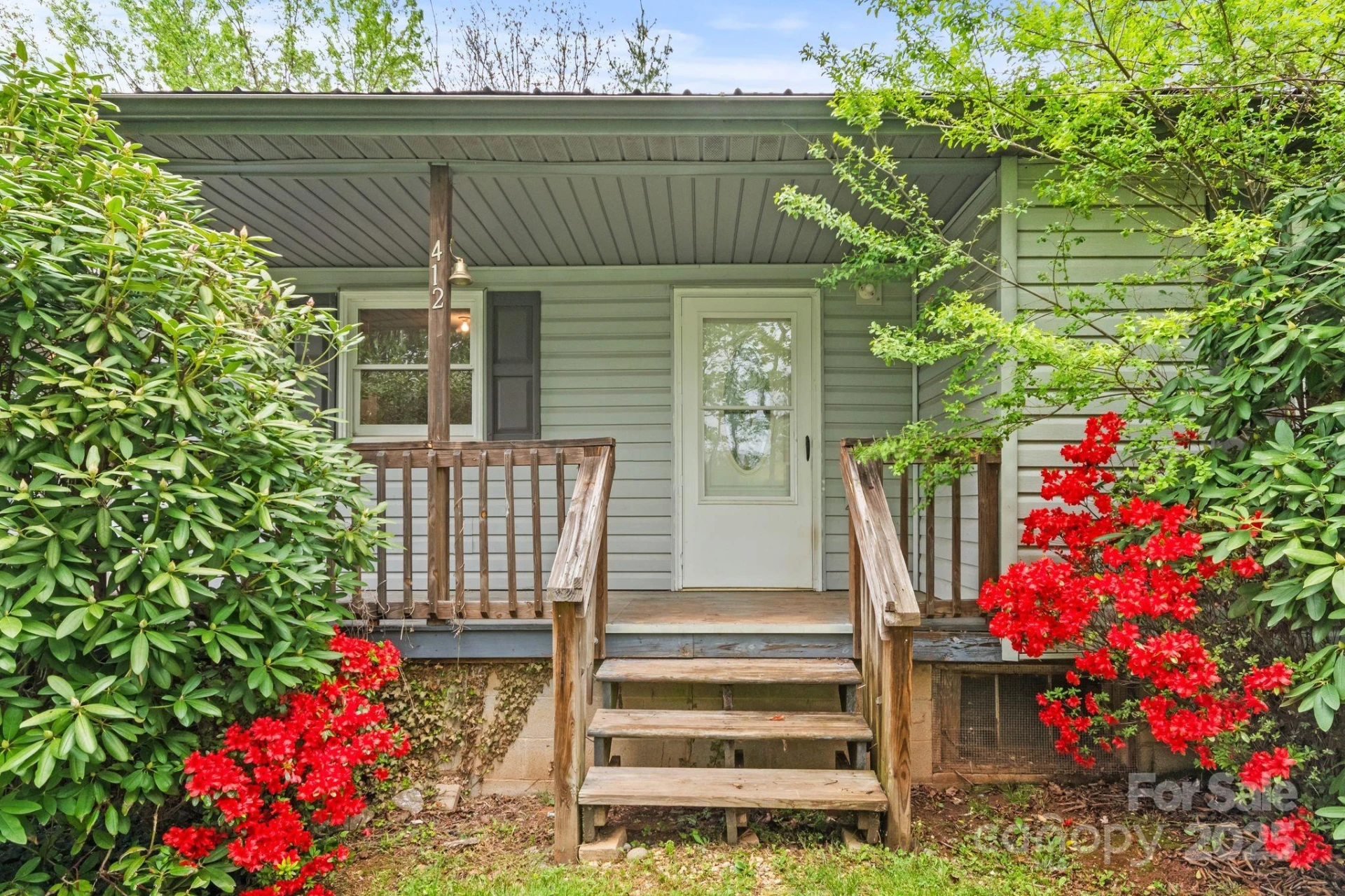 412 Trammell Avenue - Photo 2