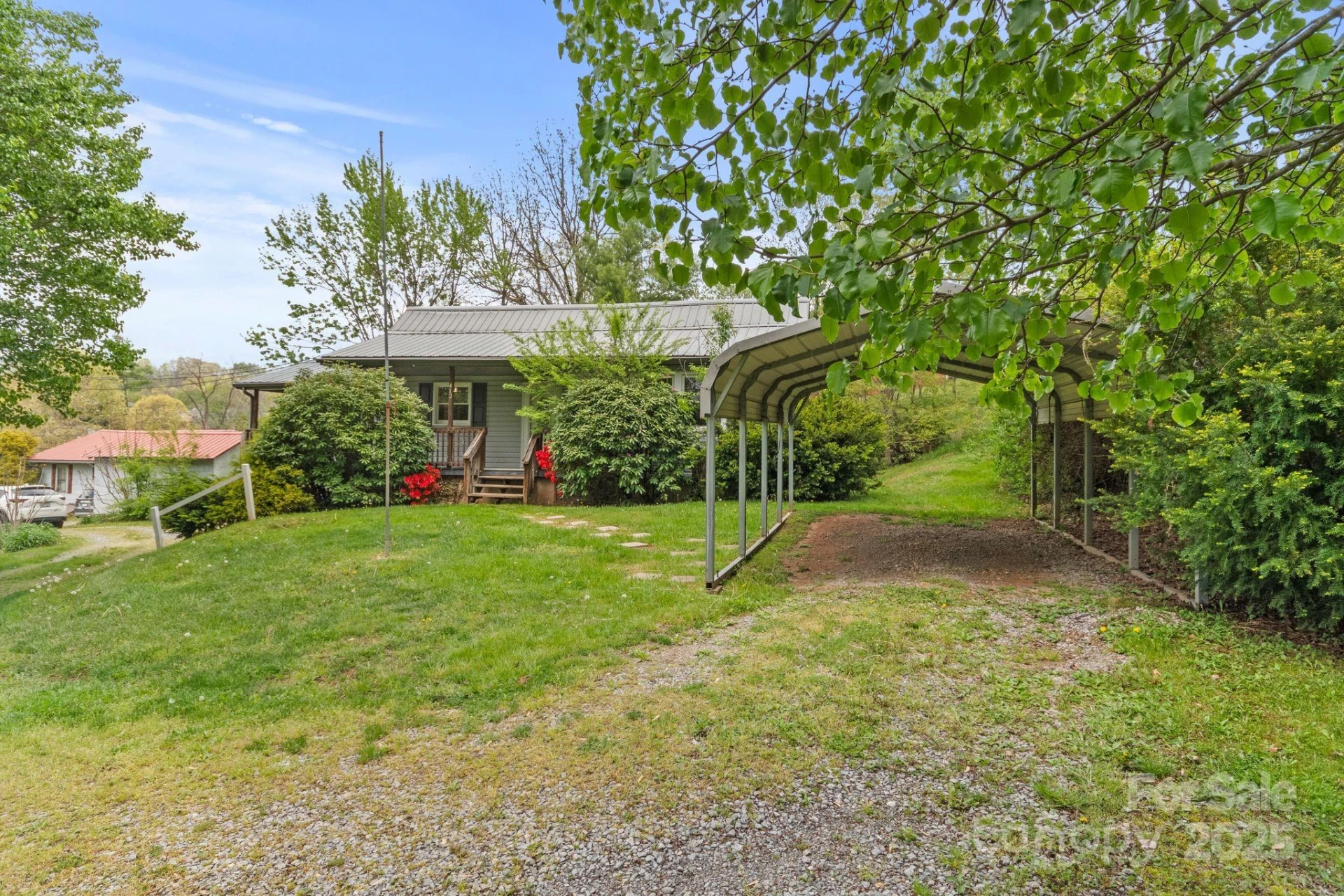 412 Trammell Avenue - Photo 3