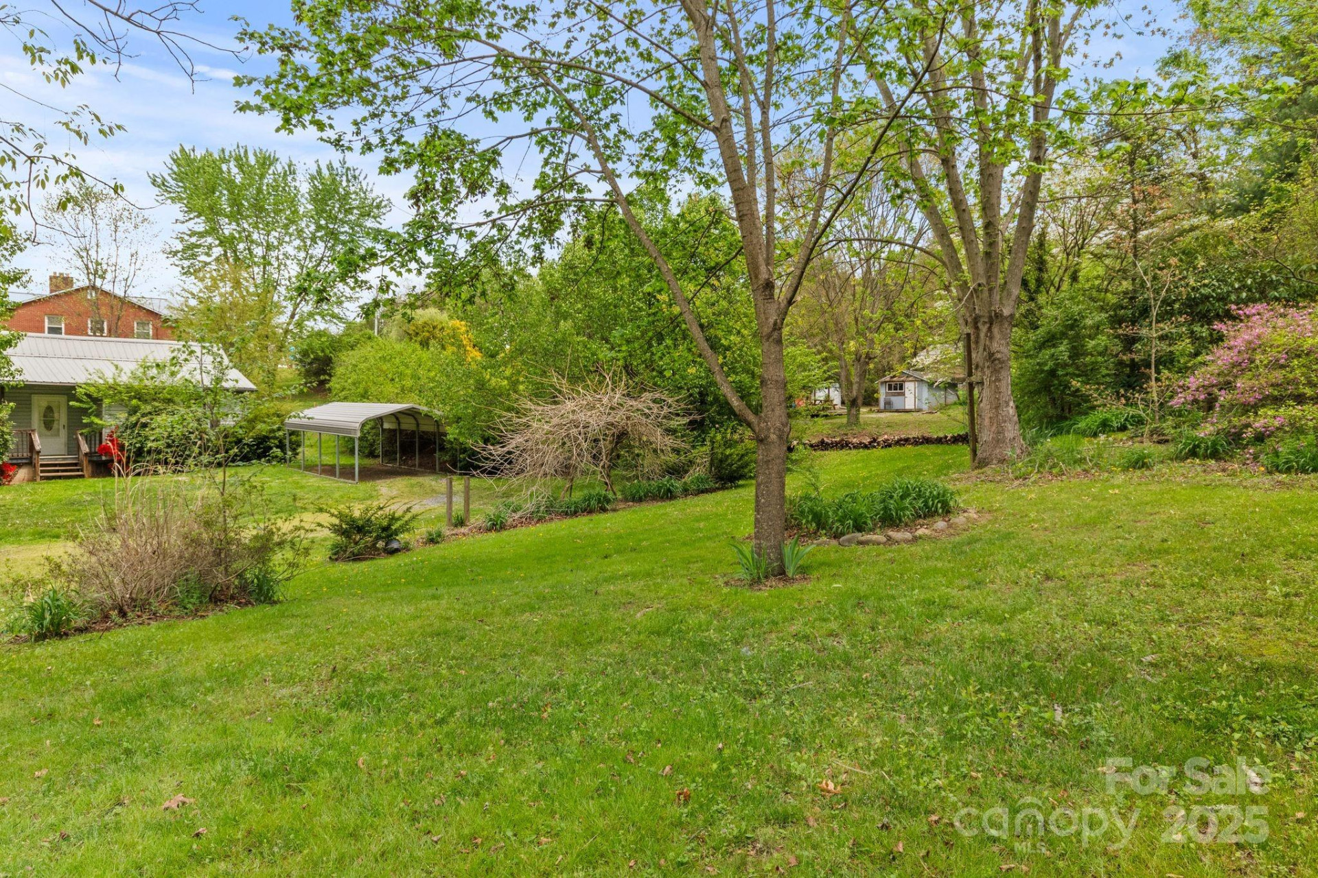 412 Trammell Avenue - Photo 4