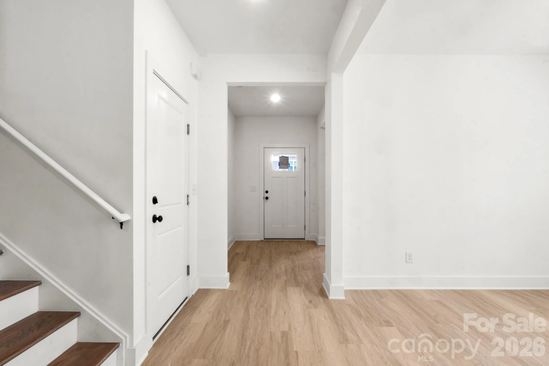 3010 Woodlands Creek Drive - Photo 2