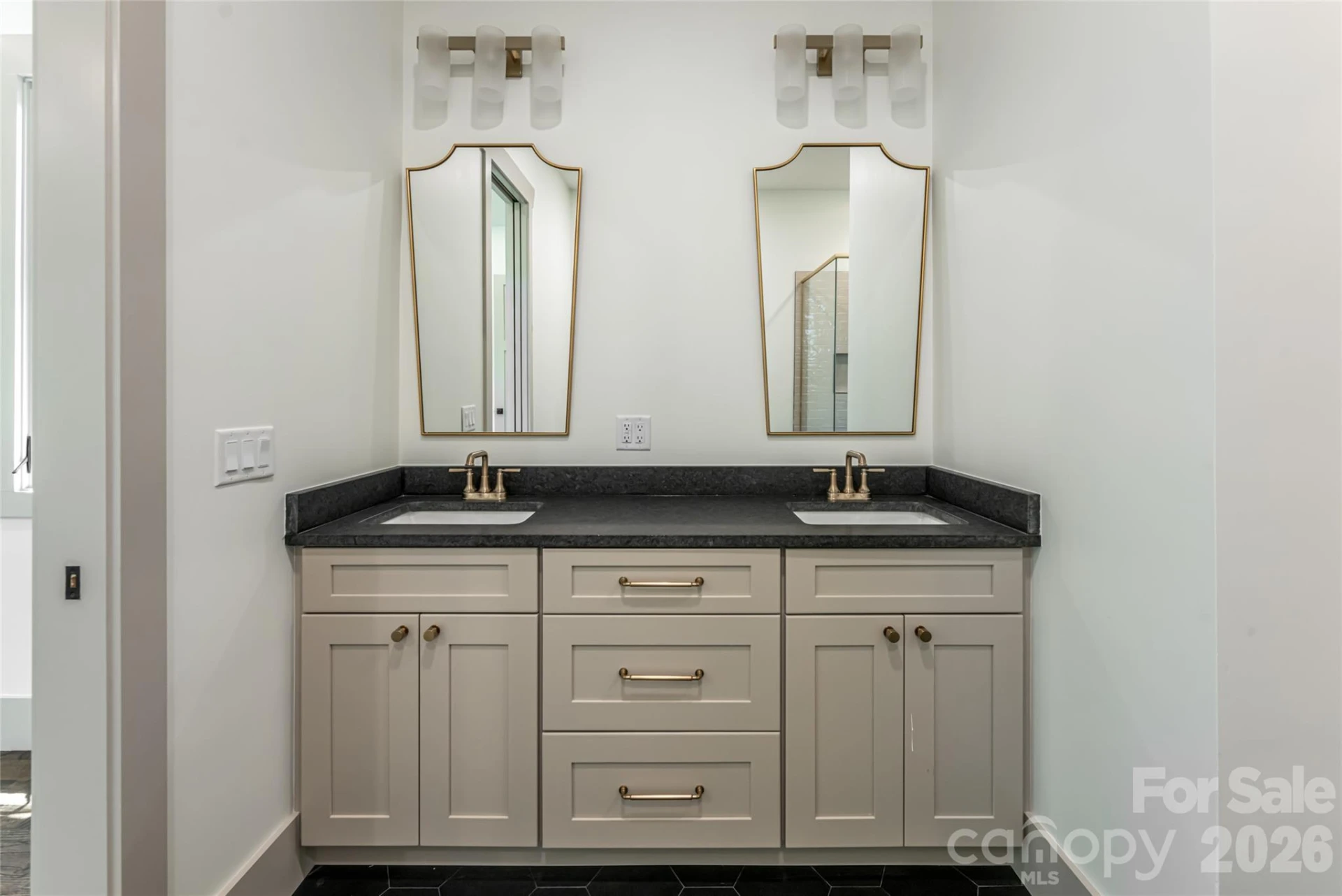 110 Unadilla Avenue - Photo 24