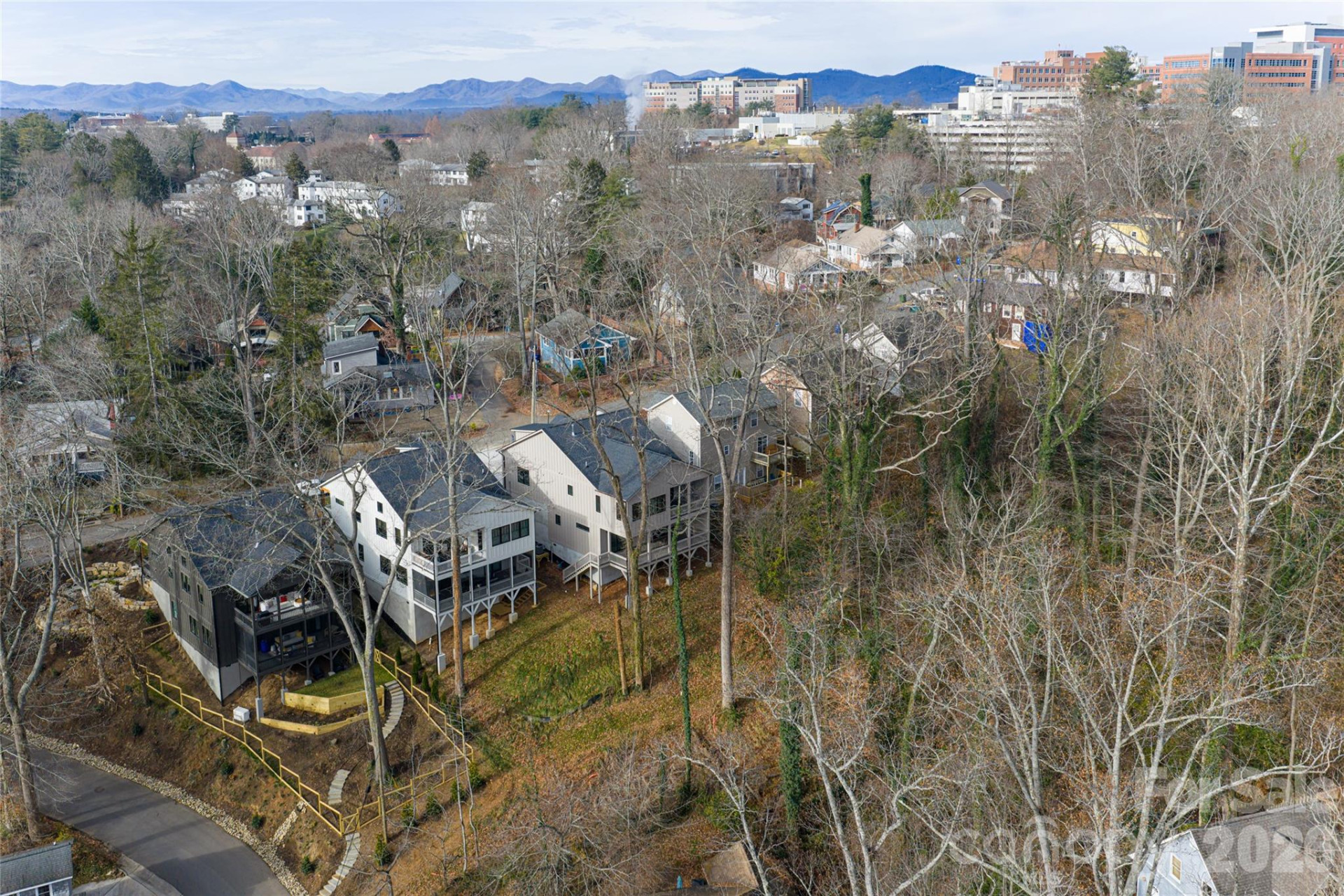 110 Unadilla Avenue - Photo 6