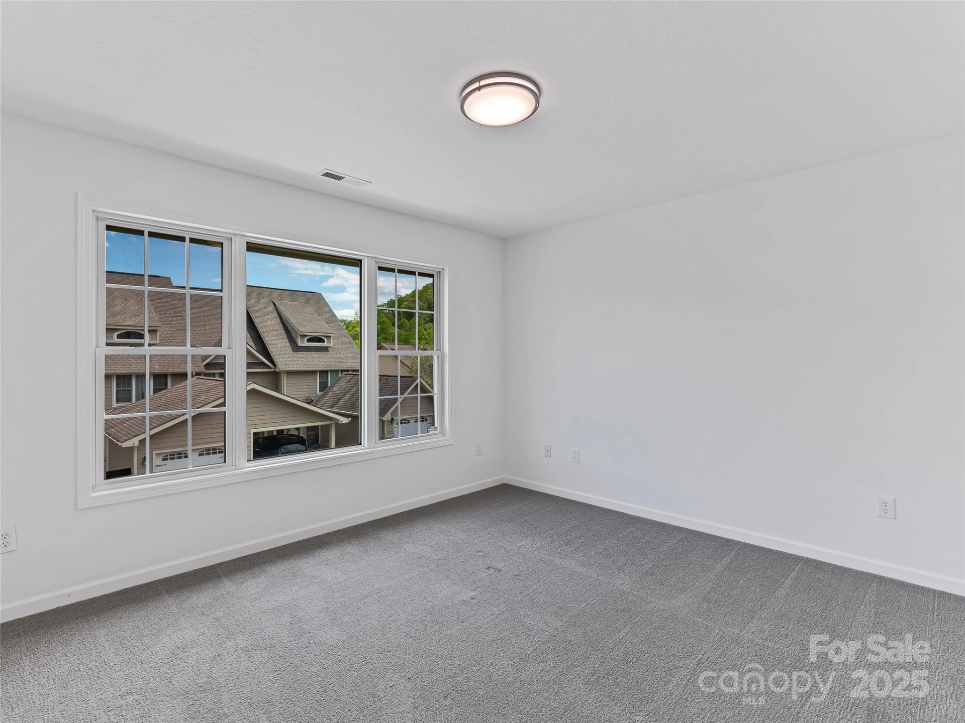 30 Rotunda Circle - Photo 14