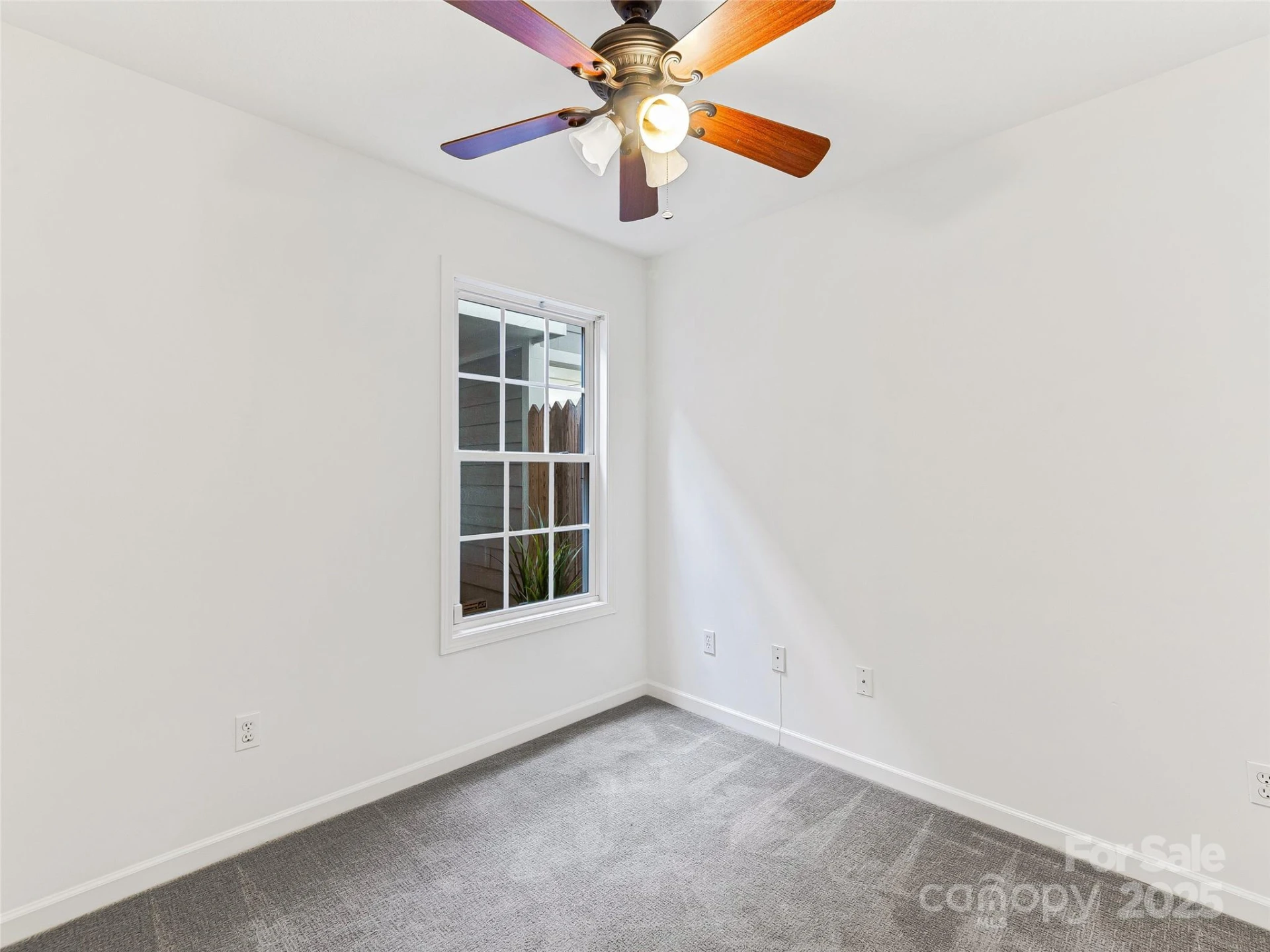 30 Rotunda Circle - Photo 17