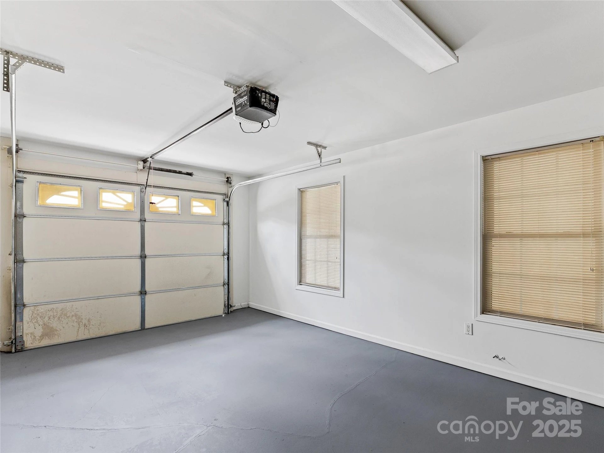 30 Rotunda Circle - Photo 19