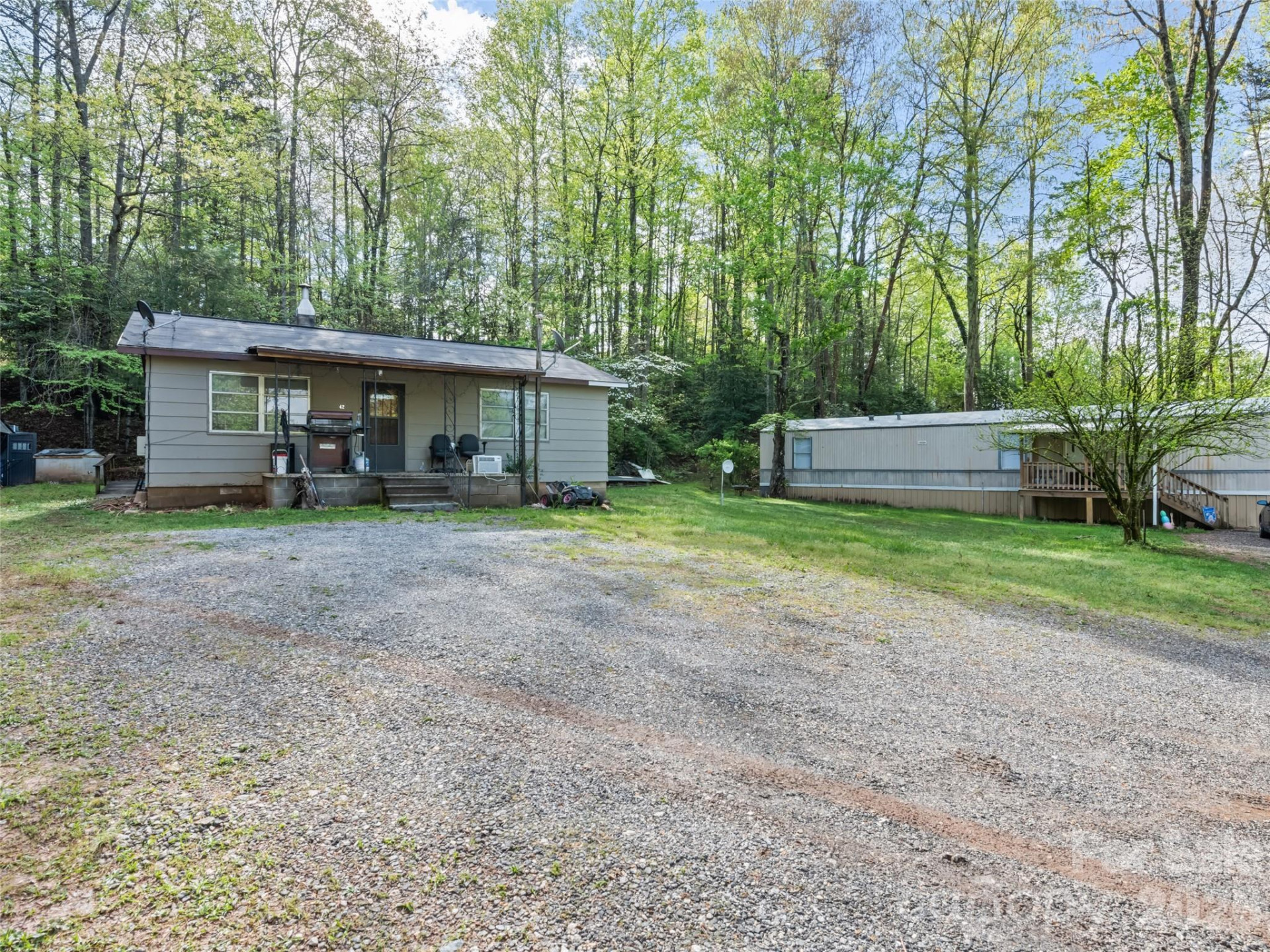 42 Violet Drive - Photo 2