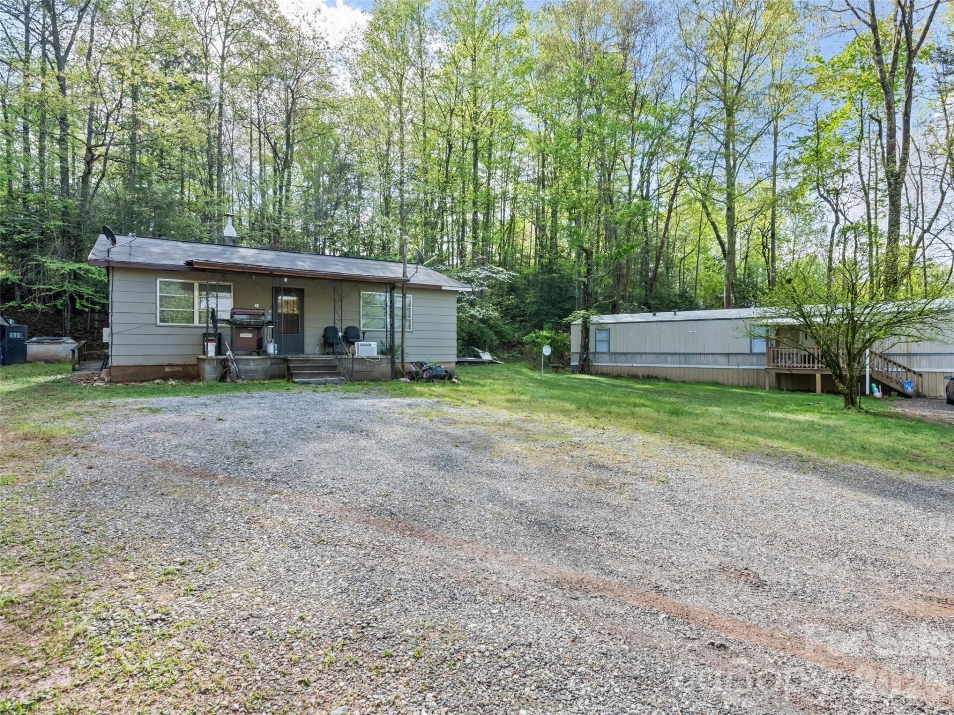 42 Violet Drive - Photo 2