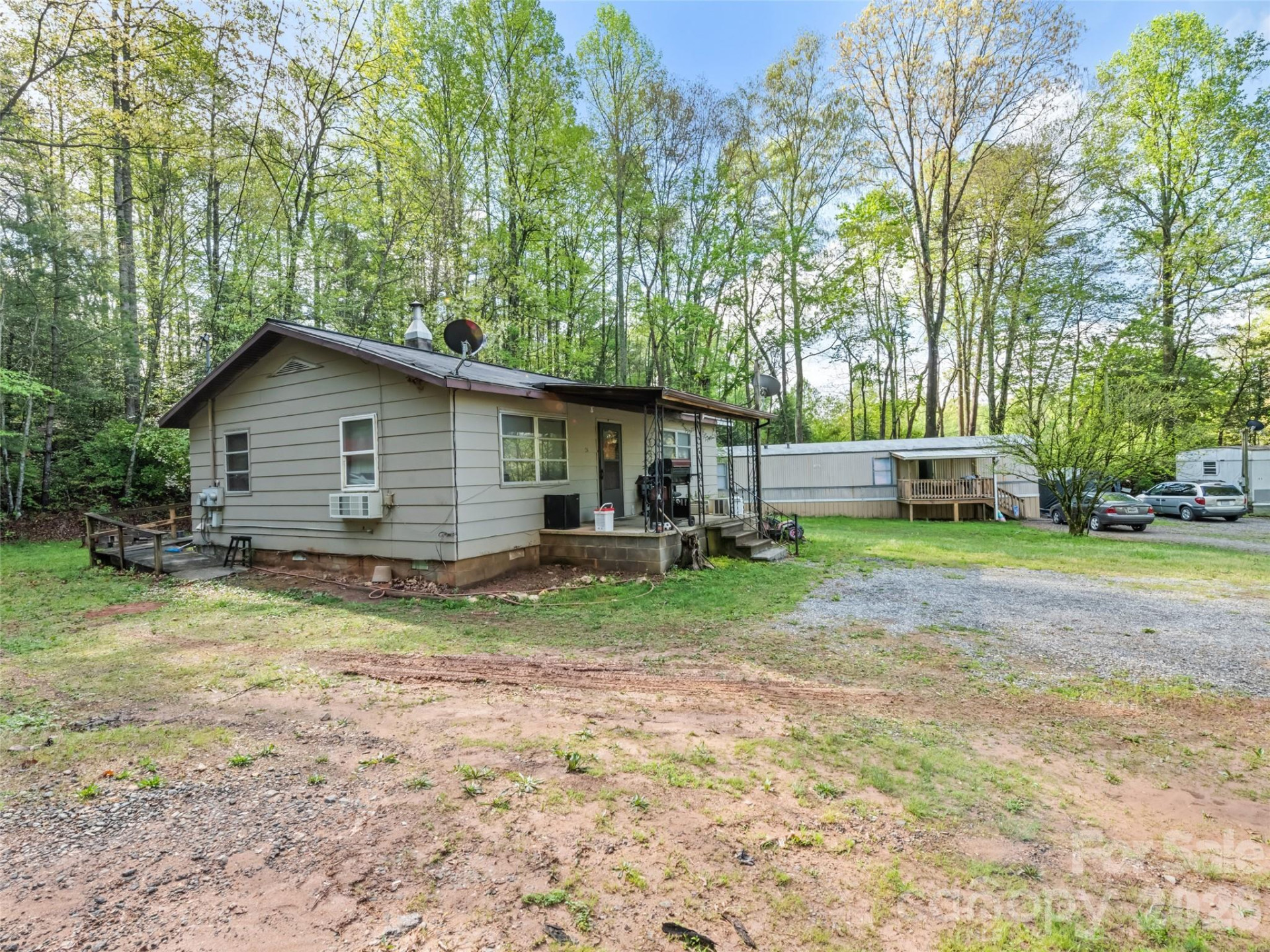 42 Violet Drive - Photo 3