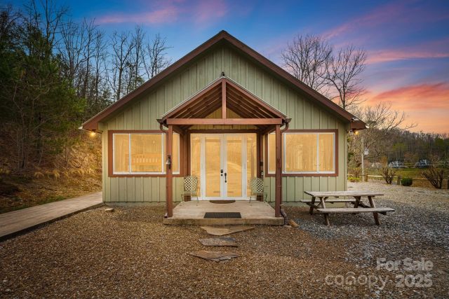 11381 State Hwy 80 N Highway