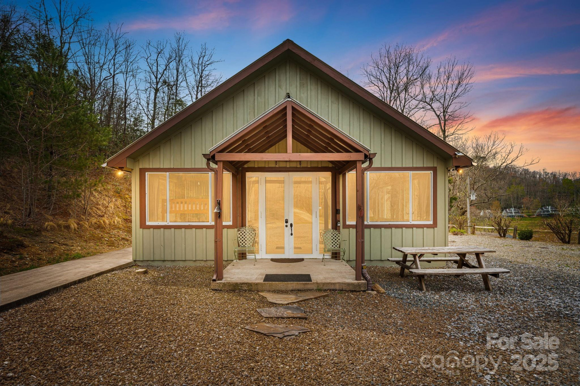 11381 State Hwy 80 N Highway